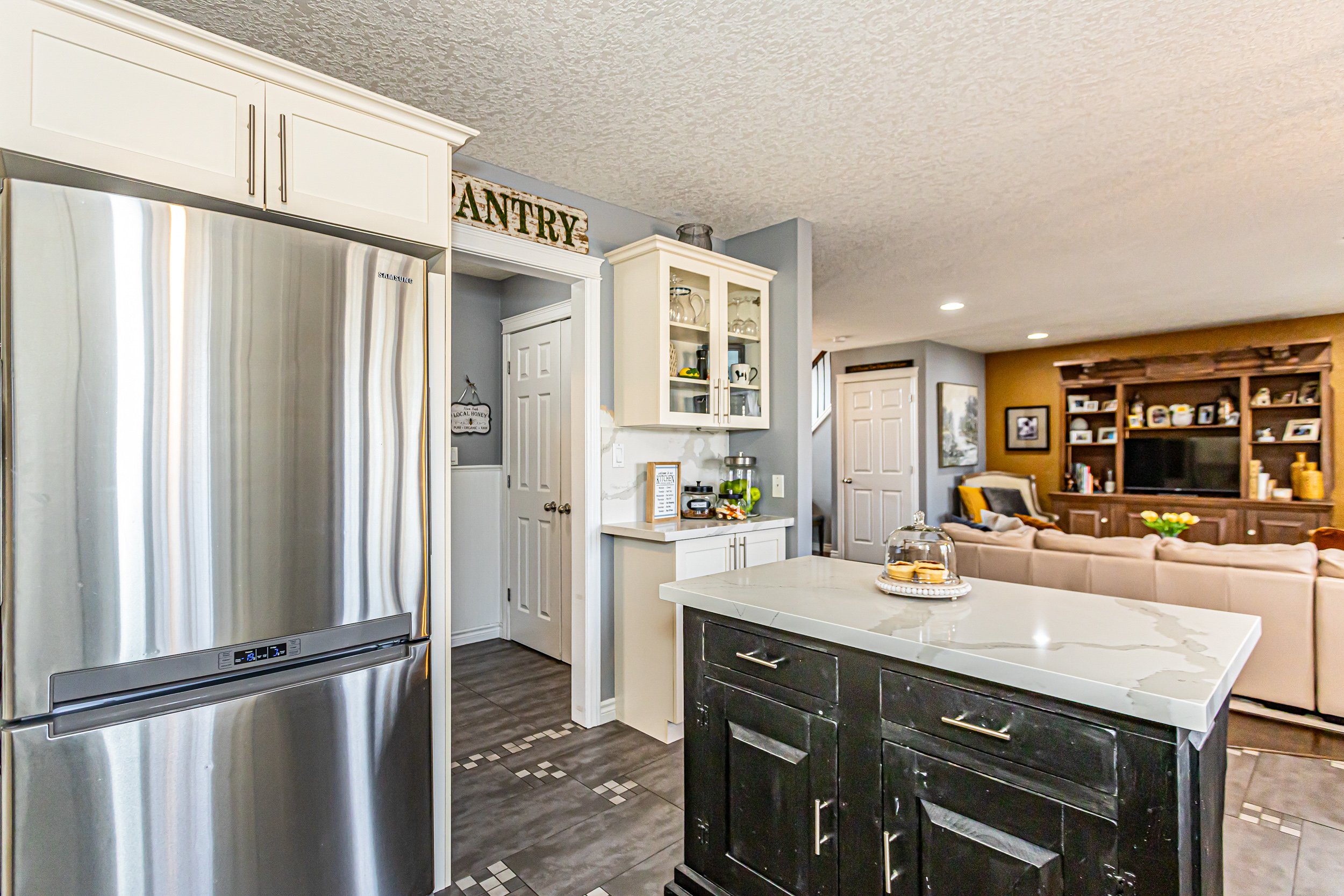 49-70 Tanoak Dr-RE-EDIT-13.jpg