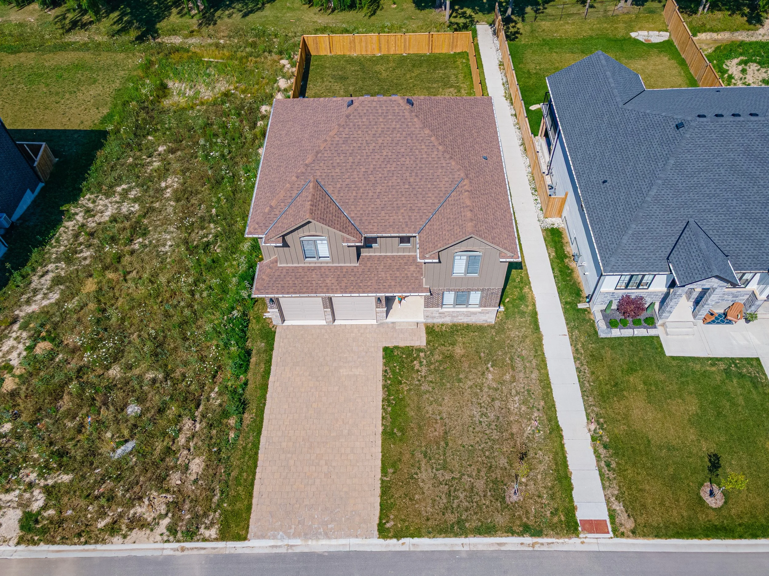 74 Royal Cres -60.jpg