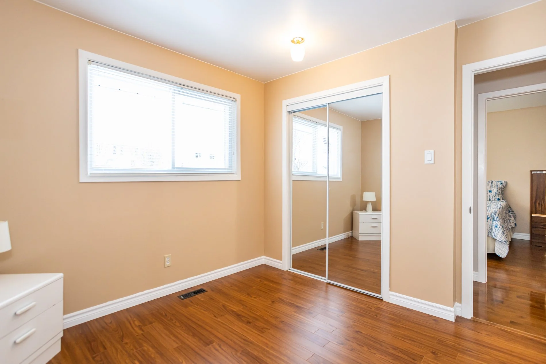 43 Frobisher Cres-23.jpg