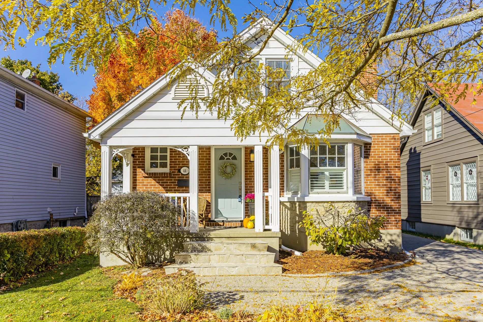 44 Briscoe St E_02.jpg
