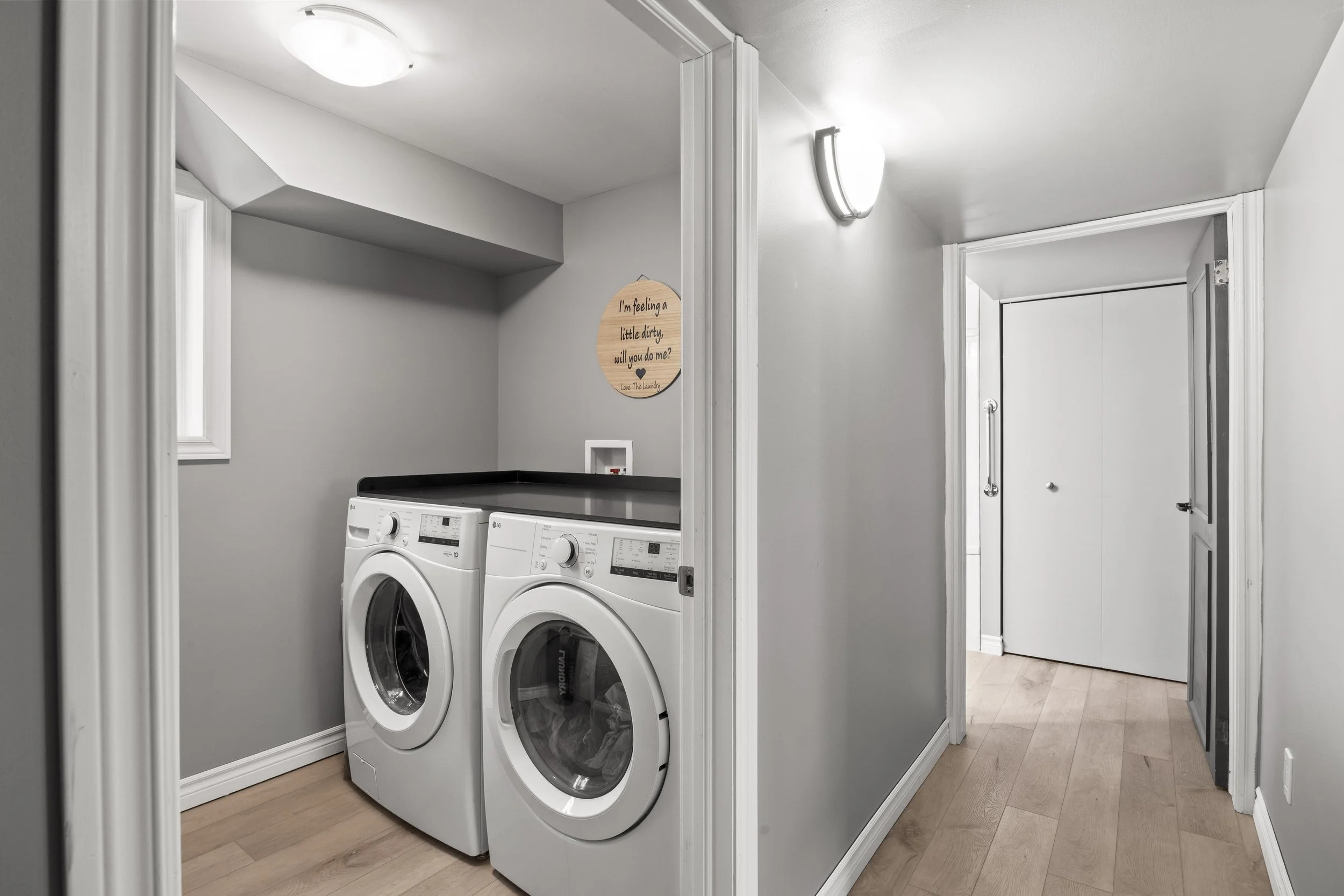 315 Elgin St W -32.JPG