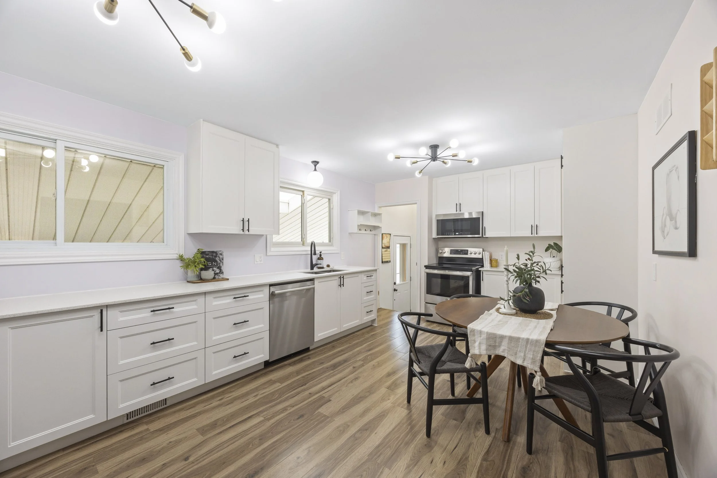 8 Kenwood Cres -13.JPG