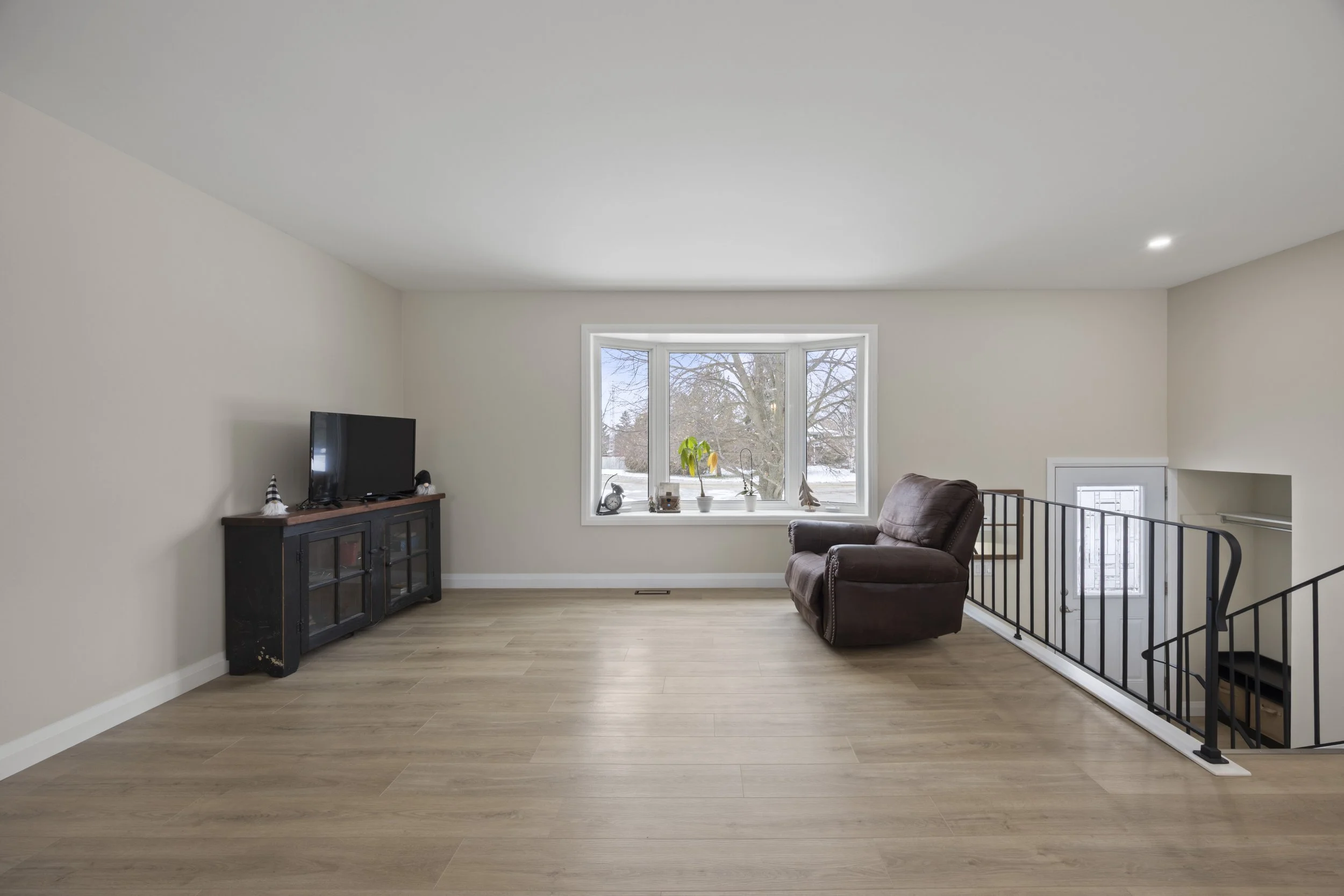 18 Hawthorn Cres -18.JPG