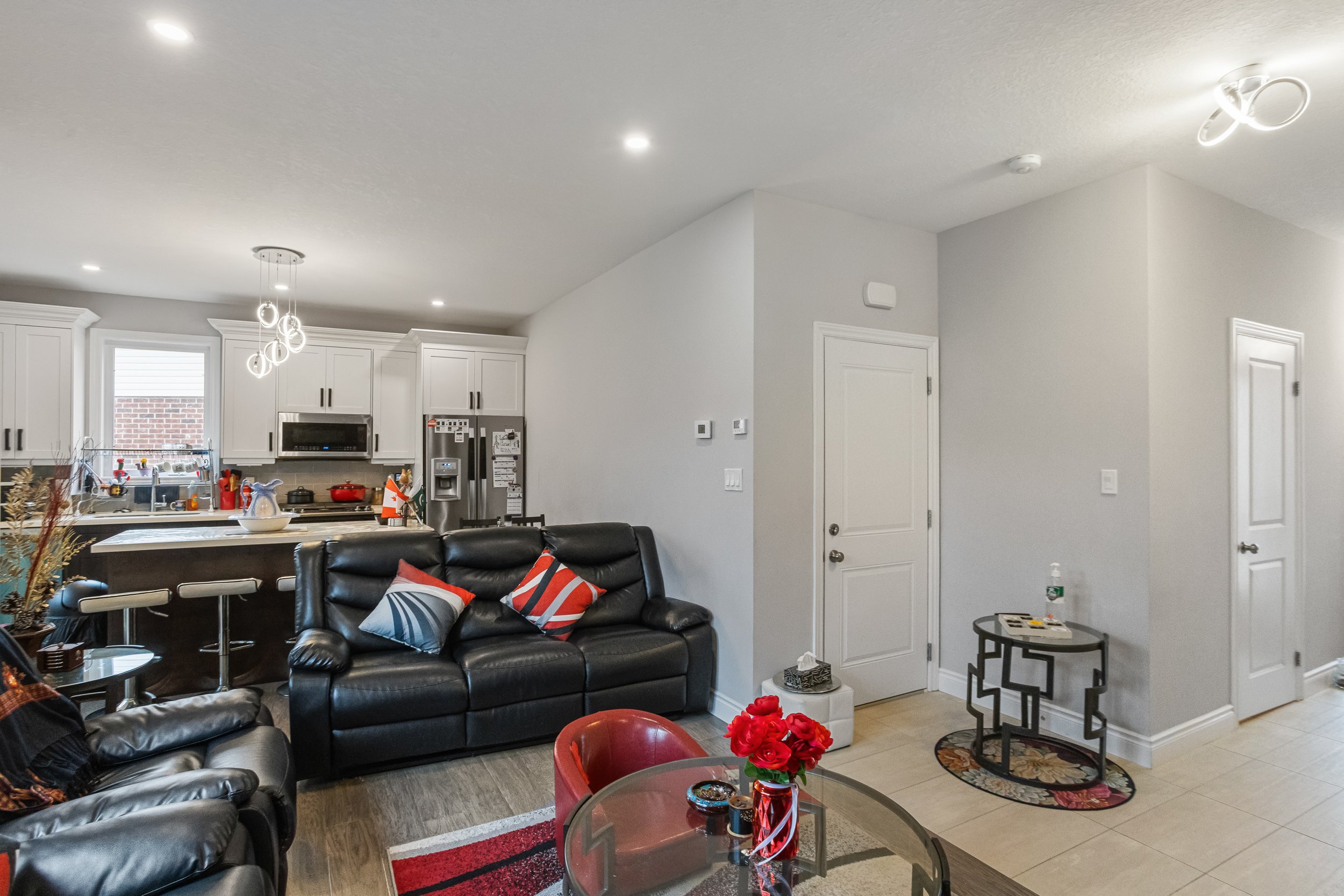 41540 Florence Crt-7.jpg