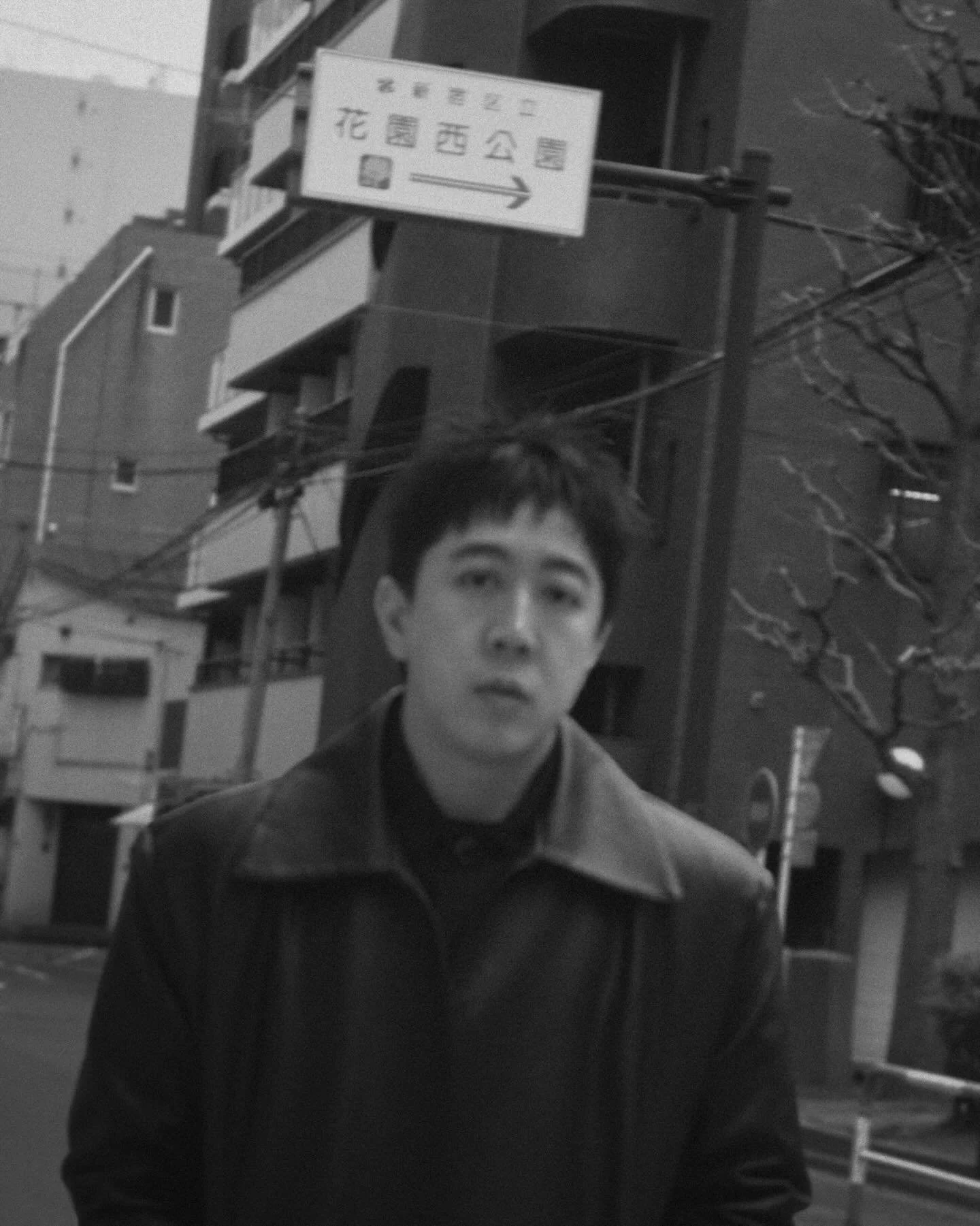 Self-portraits used to intimidate me. Now it feels like a quiet exercise in trust. In my recent trip to Japan, alone with a camera and a tripod, I leaned into it. Maybe confidence is just repetition in unfamiliar spaces.