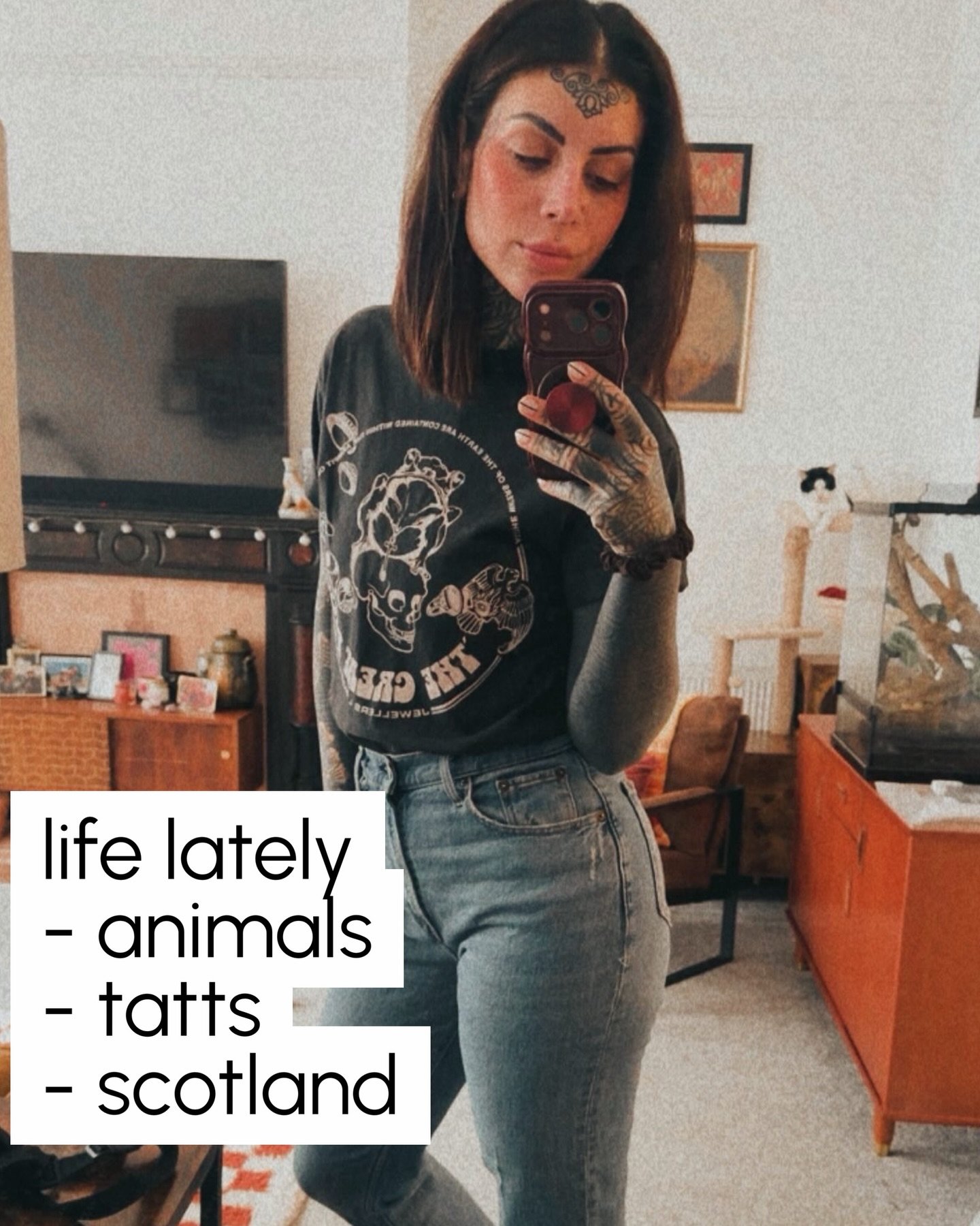 what's been going on with you lately? I feel very out of the loop and generally find myself running around like a headless chicken 90% of the time. here's some little highlights from the last few weeks 🩷⭐️ and no, I'm not gonna delete the extra brac