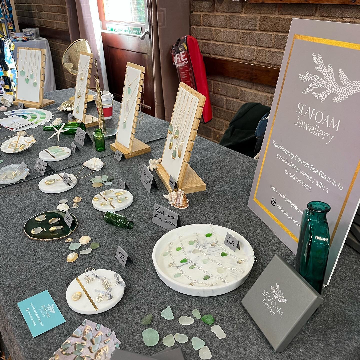 M A R K E T I N G 🫶🏻

I can&rsquo;t tell you how much I LOVE meeting fellow sea glass enthusiast in person 🥹 

I had such a blast at the @localmakersmarket on Saturday organised by the incredible Rosie who puts so much heart &amp; soul into every 