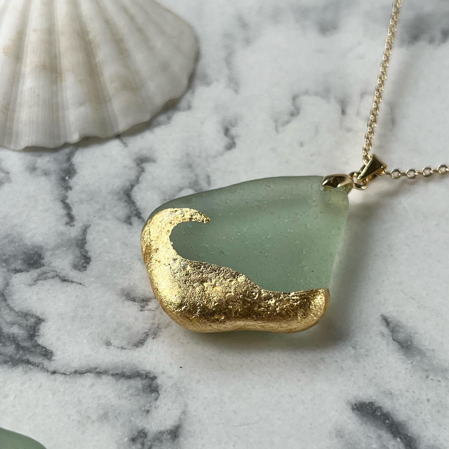 NEW STOCK 🌊

The first Seafoam collection drop of 2024 is coming Wednesday 27th March 🎊

There will be (hopefully) something for everyone:

〰️ Seafoam N*des - plain sea glass pendants
〰️ Classic Seafoam - my signature gold leaf motifs 
〰️ Seafoam e