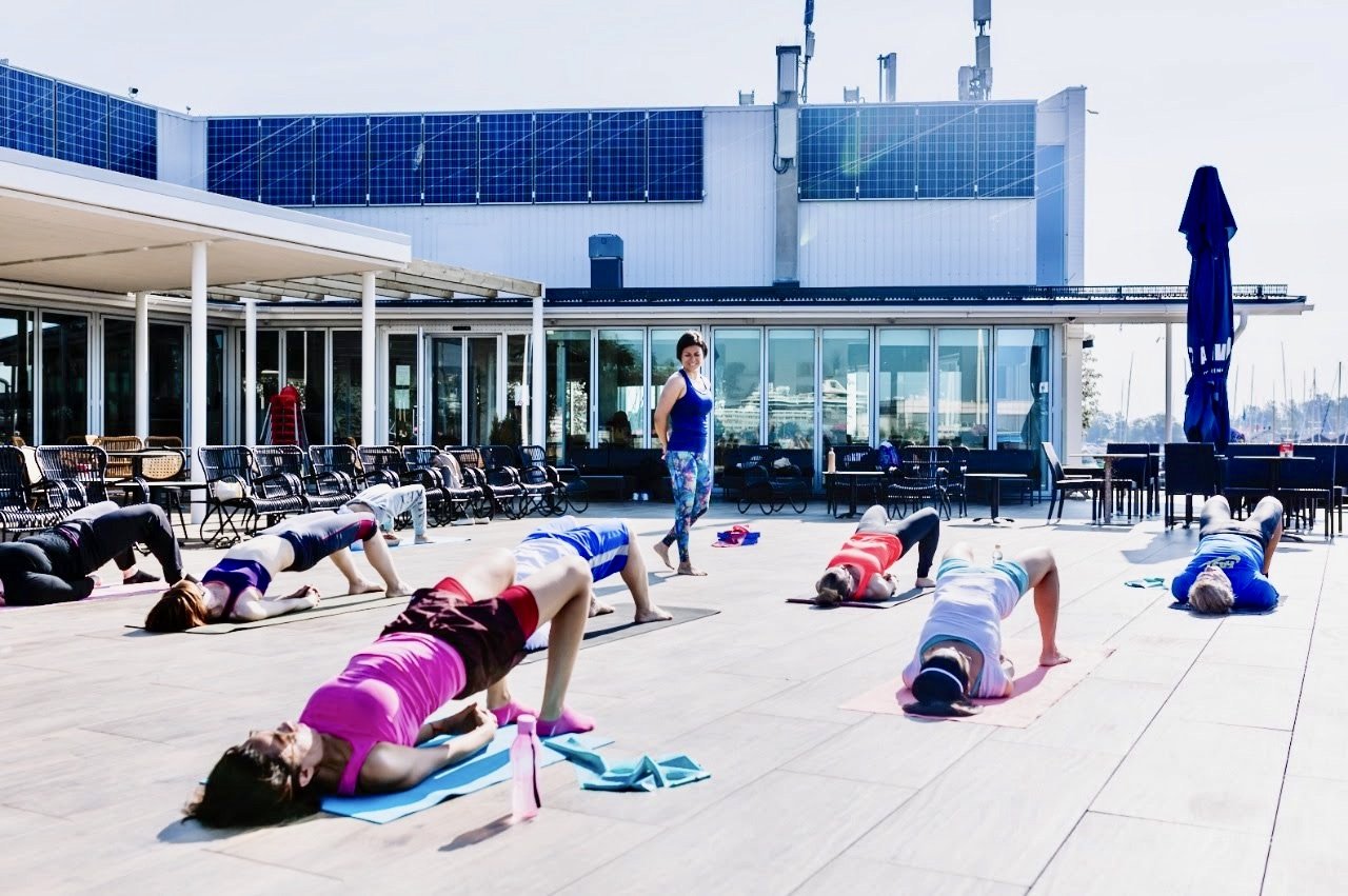 Midsummer Yoga Core + Breakfast @Cafe Carusel
