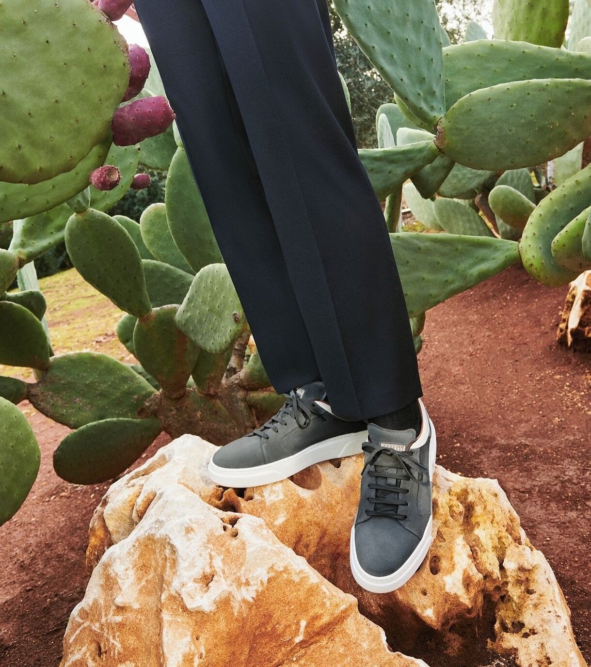 Fratelli Rossetti sneakers are the perfect combination of comfort and contemporary style.

🛍️ Find it now at teneroshop.me and in our stores.

Fratelli Rossetti patike su savr&scaron;ena kombinacija udobnosti i savremenog stila.