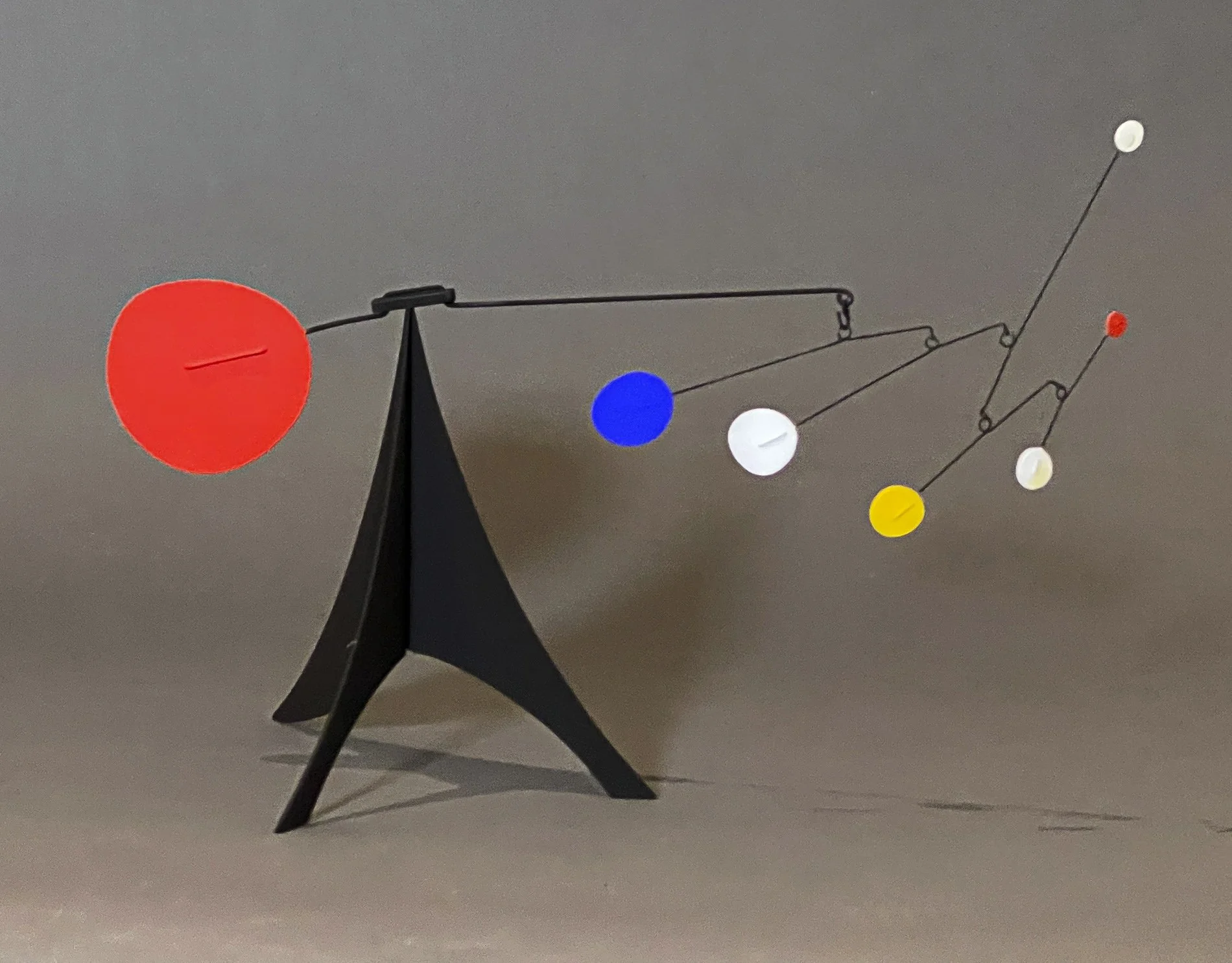 Piccola Scala
(9.25"h x 14"w x 19"d)
Aluminum & Steel