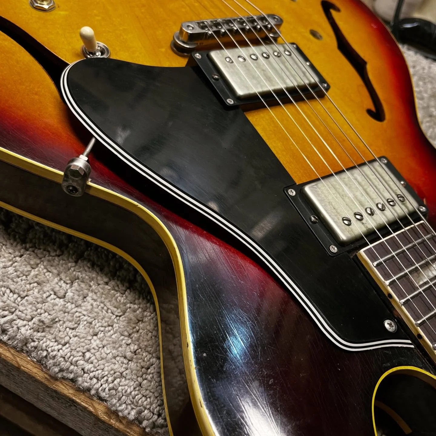 Snuck in making a pickguard for this glorious 1964 Gibson ES-330 today. With humbuckers, there is no off-the-shelf pickguard so I had to fab one up. Then aged the guard and the bracket to match the patina of this 61 year old guitar. 

This guitar isn