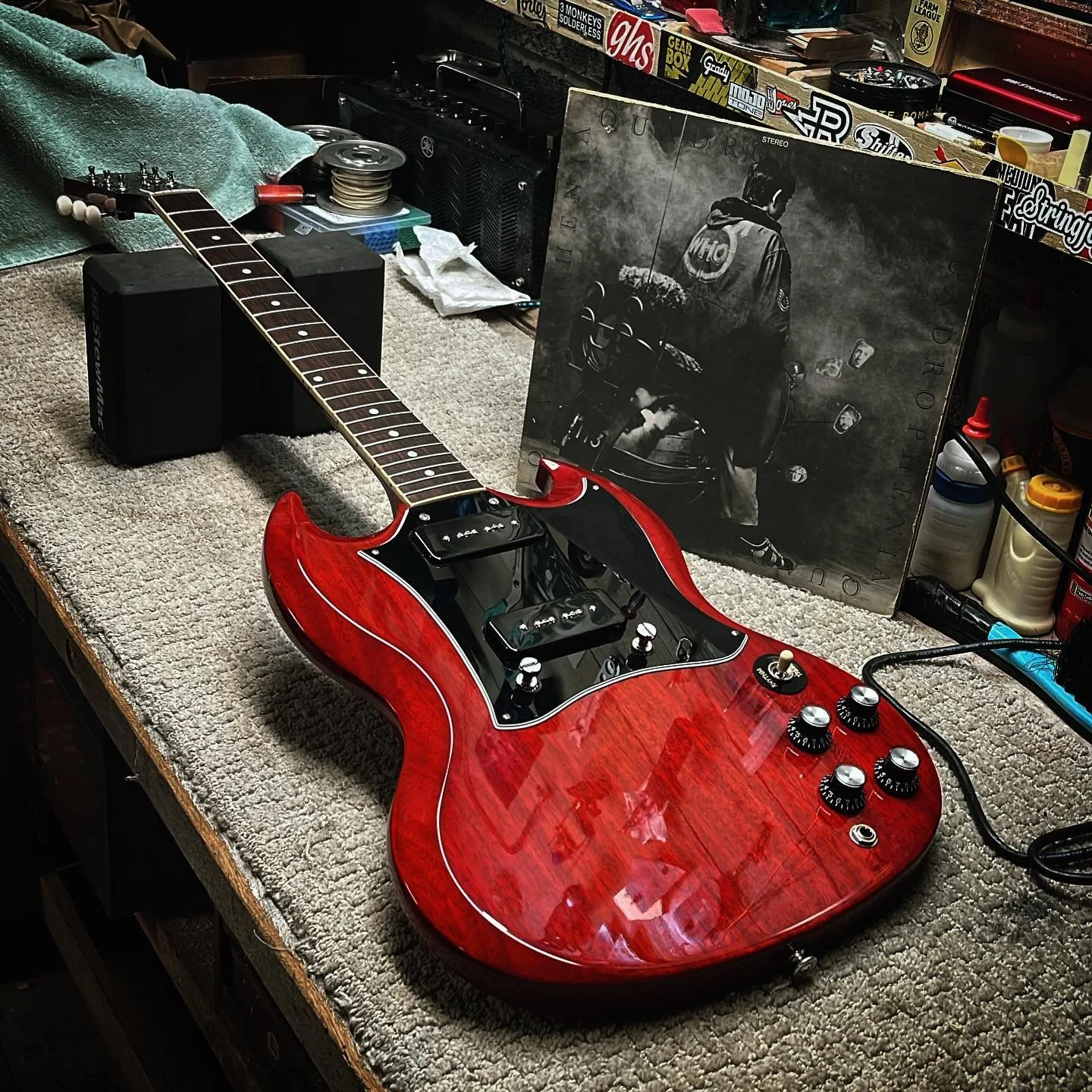 I&rsquo;m a big fan of large guard SGs. I&rsquo;m also a huge fan of the new SG Specials that they started making in 2019. But the new ones have the earlier style small guard which is probably what most people prefer. But not me. I like em both but t