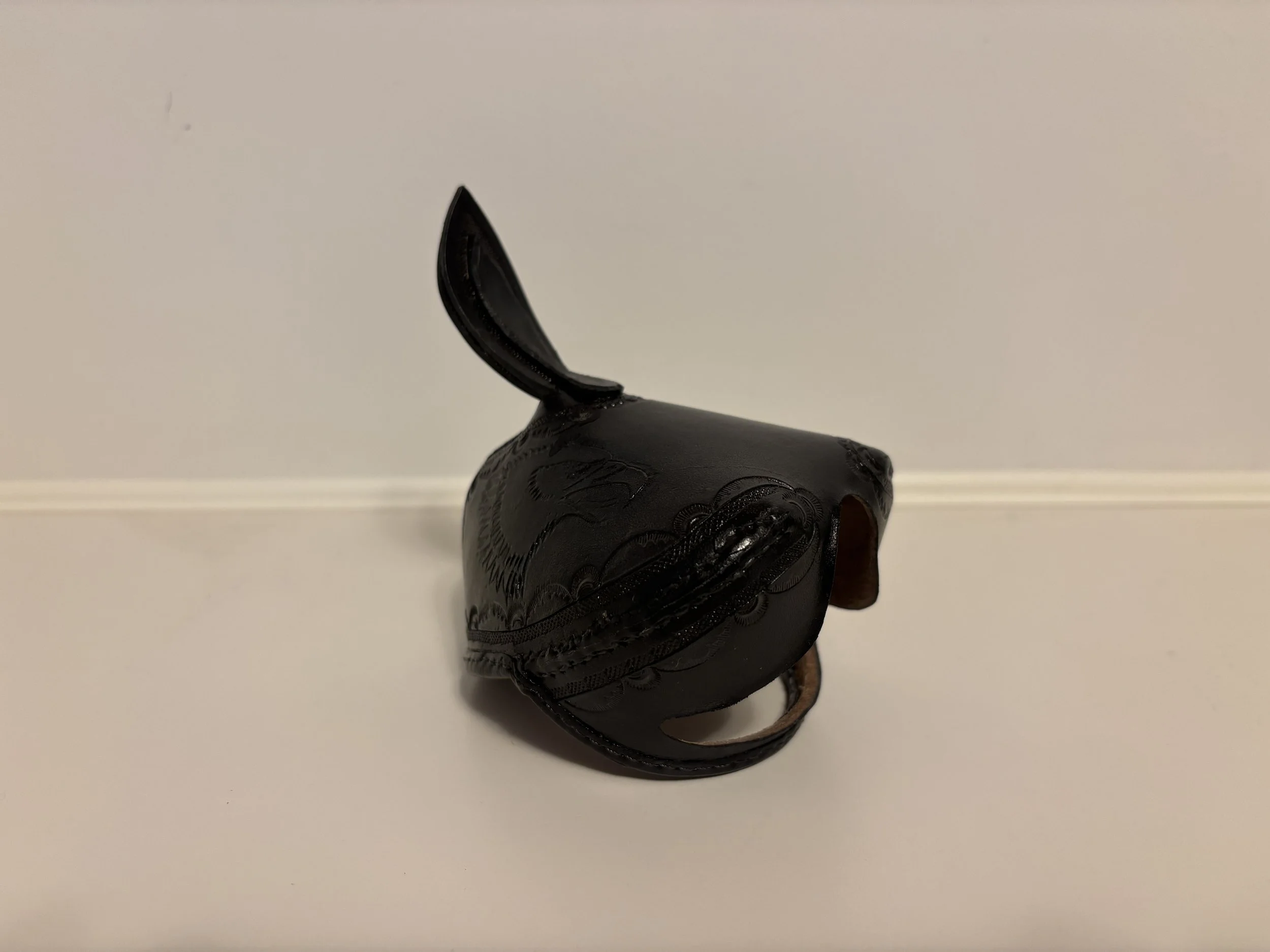 Eagle Slip-On - Male Golden