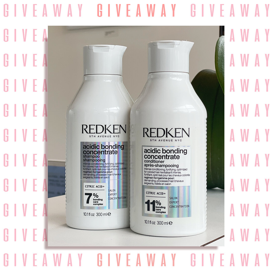 🎉🎉GIVEAWAY ALERT!🎉🎉⁣
⁣
Sick of your hair being dry and damaged? Who isn't?! @Redken's powerful Acidic Bonding Concentrate Shampoo &amp; Conditioner repair damaged hair and provide immediate results for a total hair transformation. 🙌⁣
⁣
To be ent