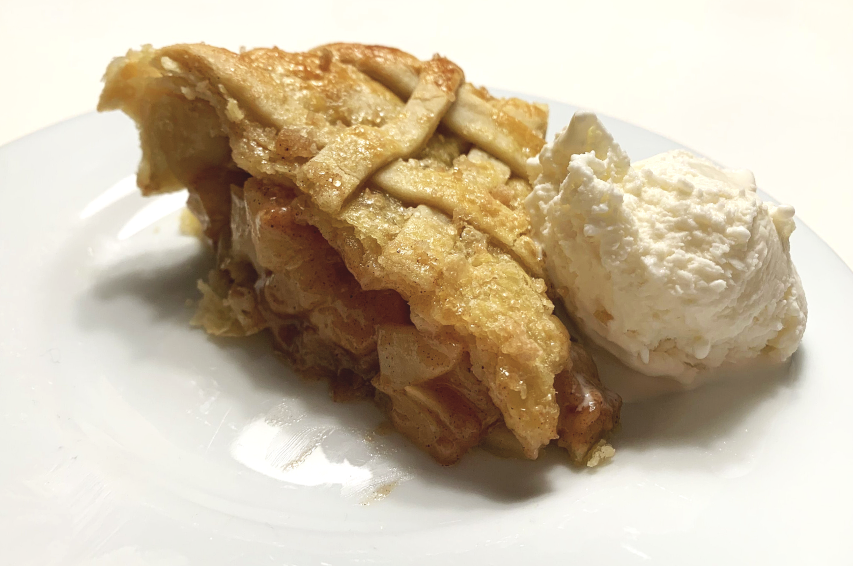 The Classic Thanksgiving: Apple Pie