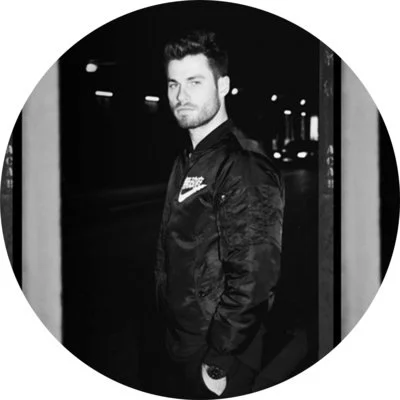 SINNFLUT – DIE STIMME, Folge 26/20 Sinn-Getrieben, Pete Schilling