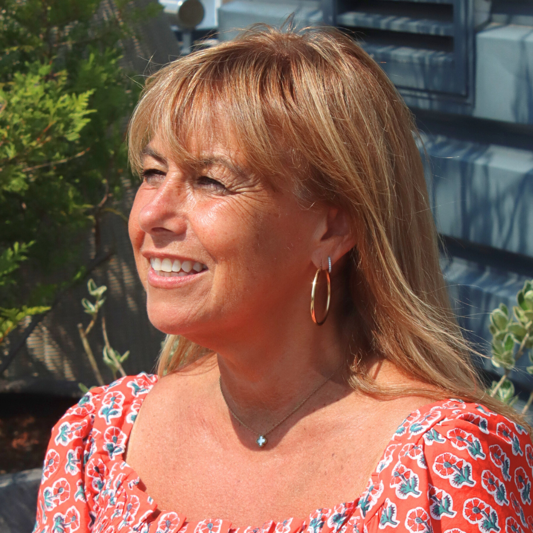 Chrys Square (1).png