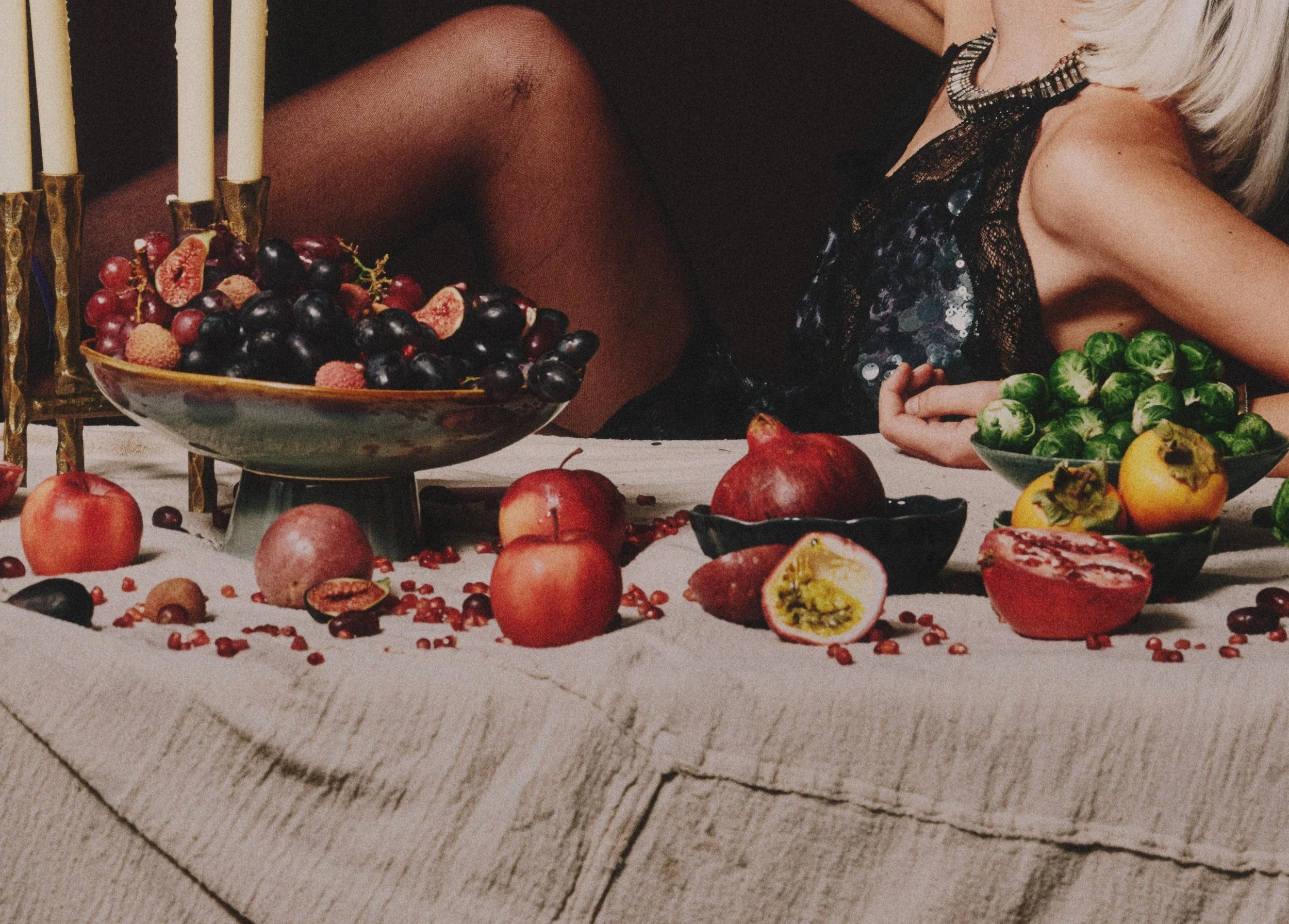 LauriKing-TheLiars-webres-Dinner-food.jpg