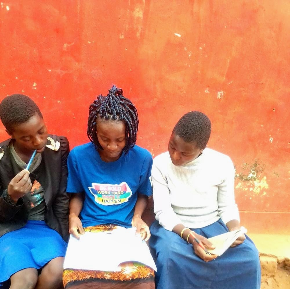 Stella tutors 2 girls.jpg