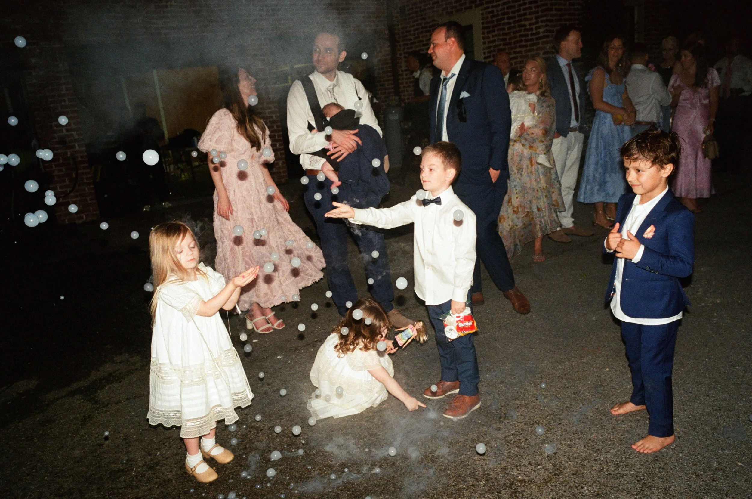 kodak_800_c_41_30393_90479_200436_000399160004.jpg