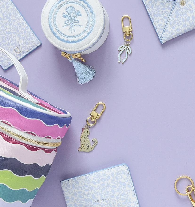 Simplified Travel Collection