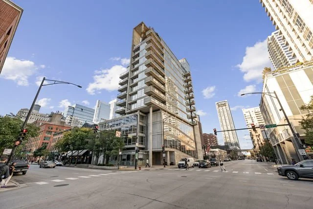 201 West Grand Avenue Unit 603 SOLD: $590,000 MLS#12294960