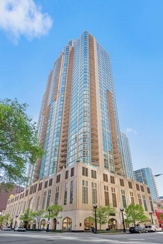 21 East Huron Street Unit 2005 SOLD: $1,292,500 MLS#12311575