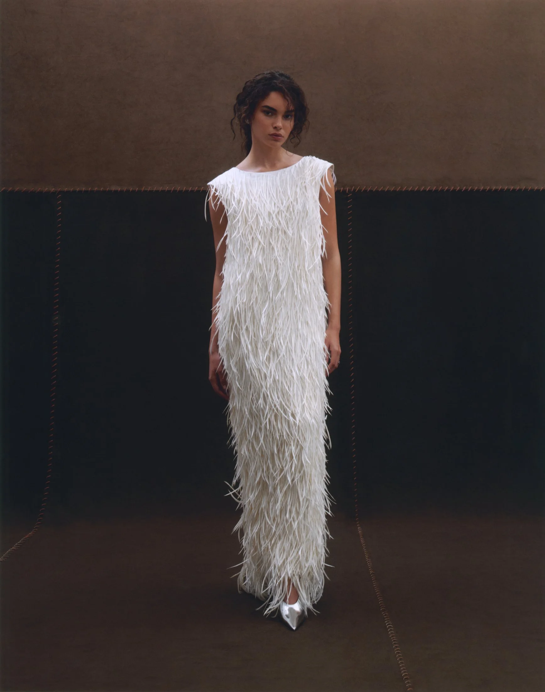 Look_09_Dorothy_Feather_Gown_0004_DPD.jpg