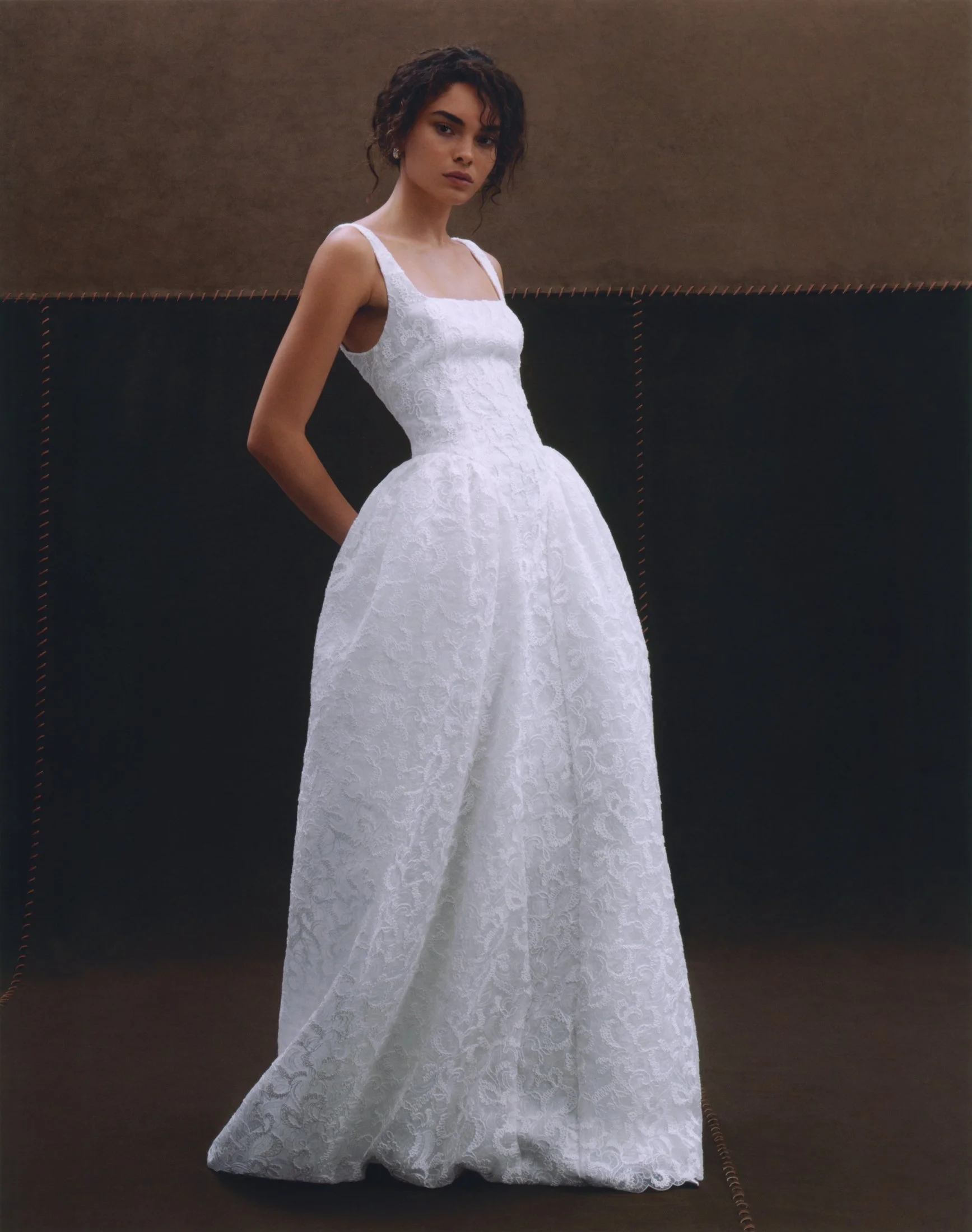 Look_11_Agnes_Gown_Organza_0100_DPD.jpg
