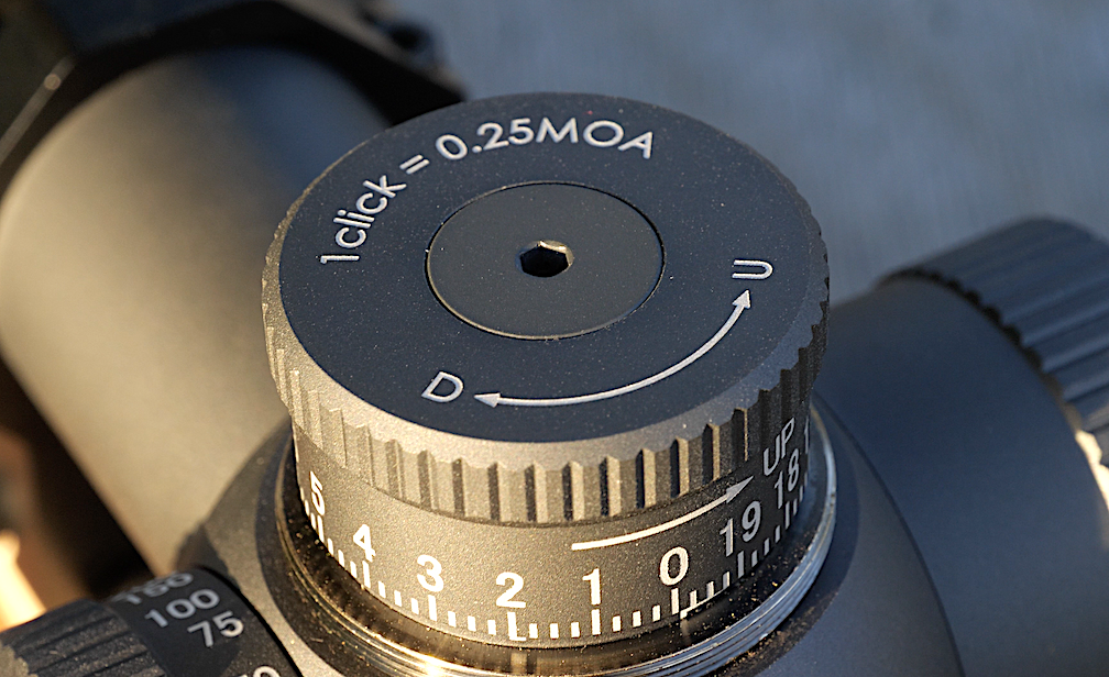 LongRange Target/Hunting Scope Tract Toric 2.515x44 Ultra HD 30mm