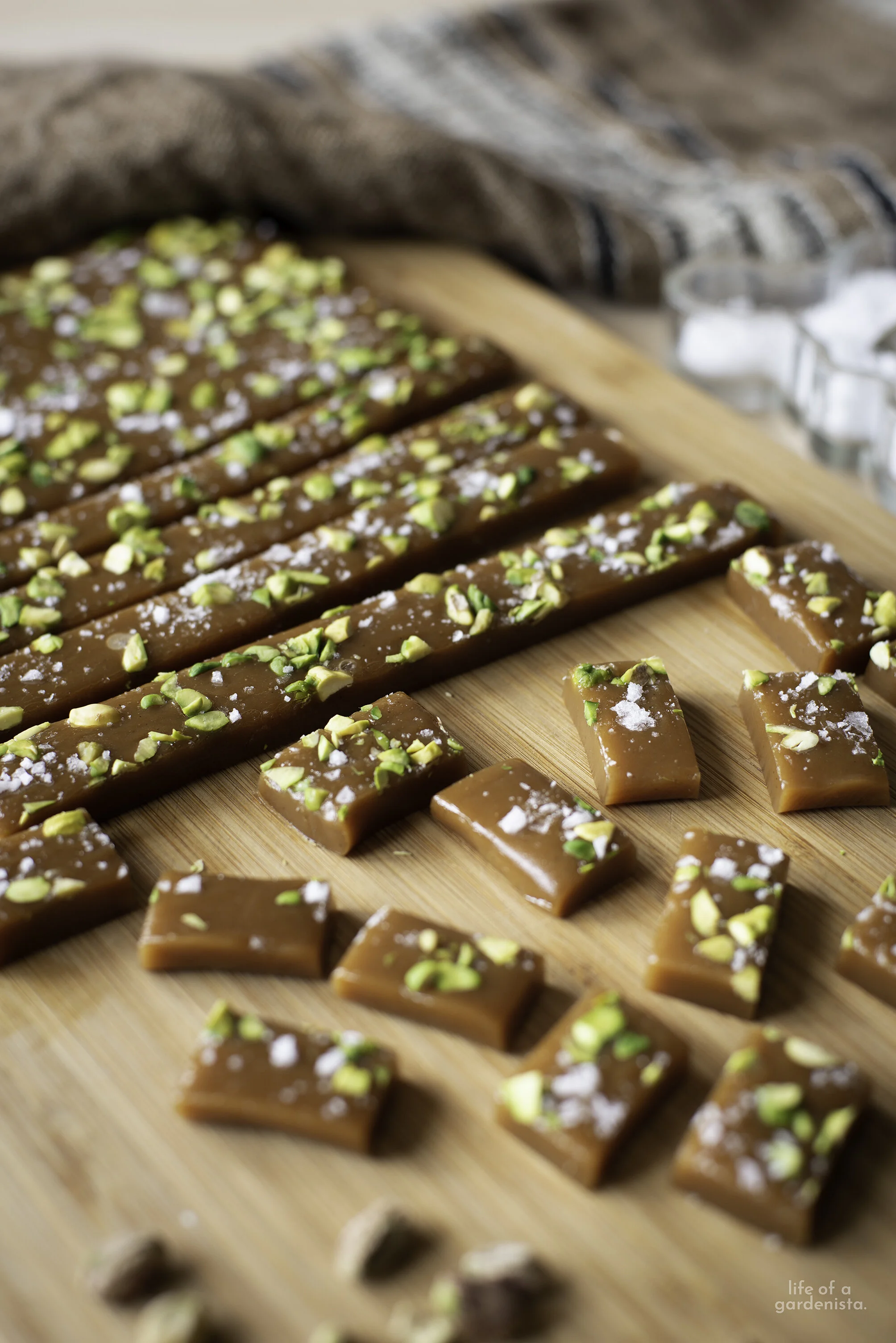 sea salt & Pistachio caramels
