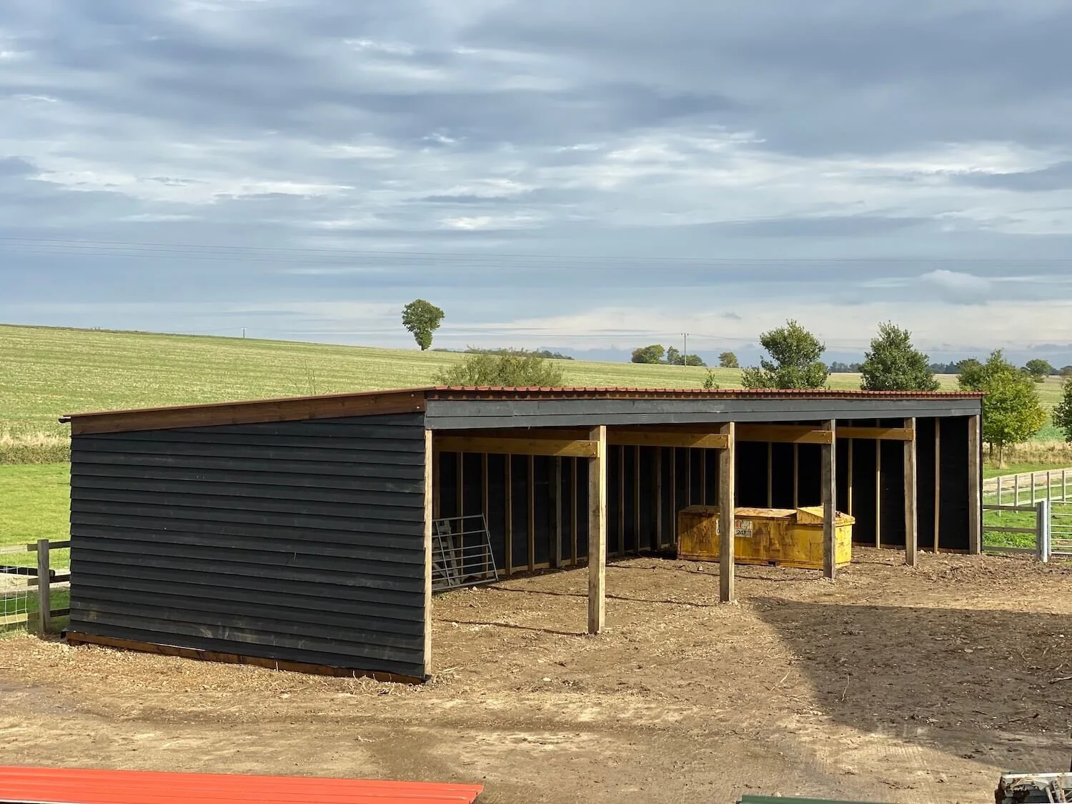  Equine & Stabling

 

 we provide high-quality equine and stabling solutions. From private yards to commercial stables.  