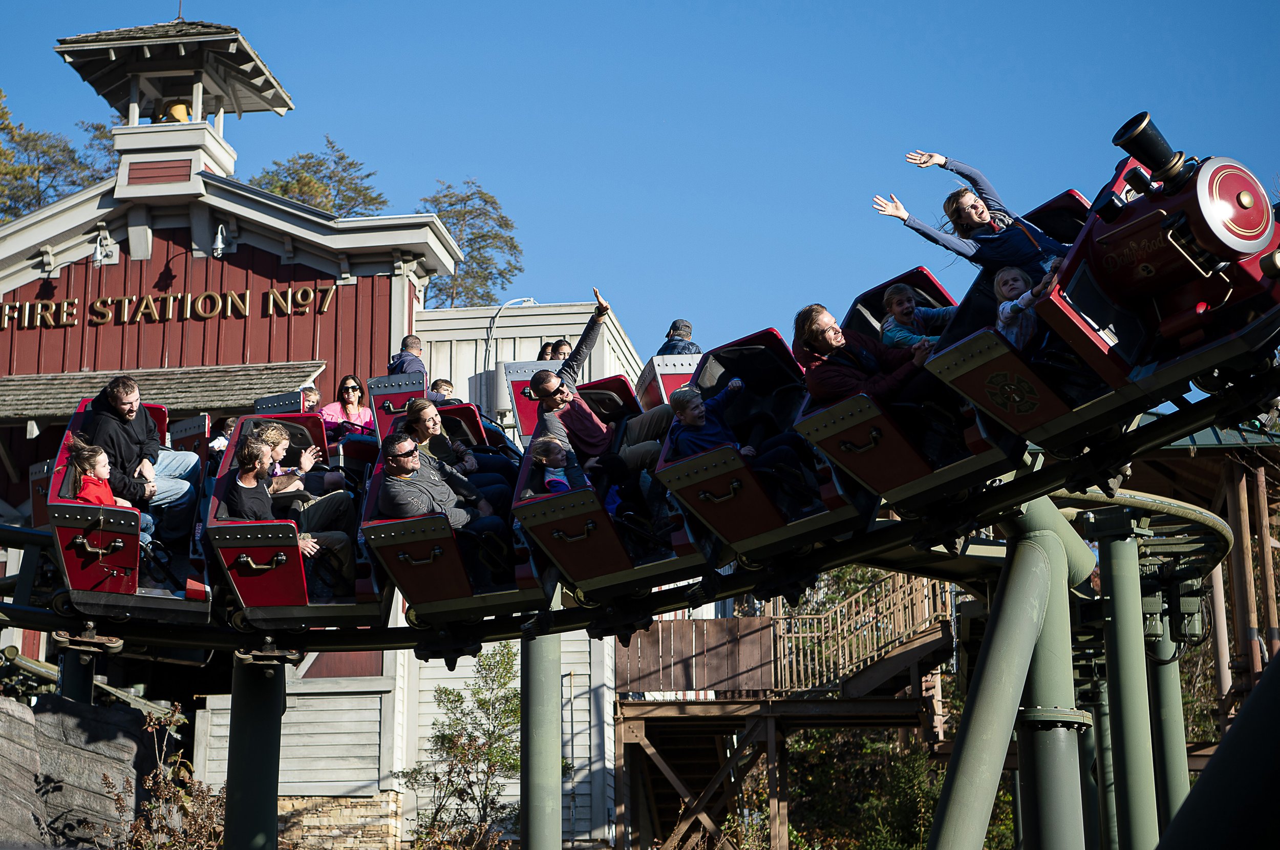 Dollywood_06.jpg
