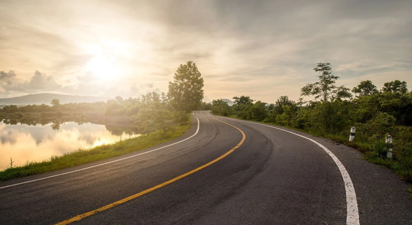 Steering through the Storm: Framing Responsive Leadership in Times of Accelerated Change