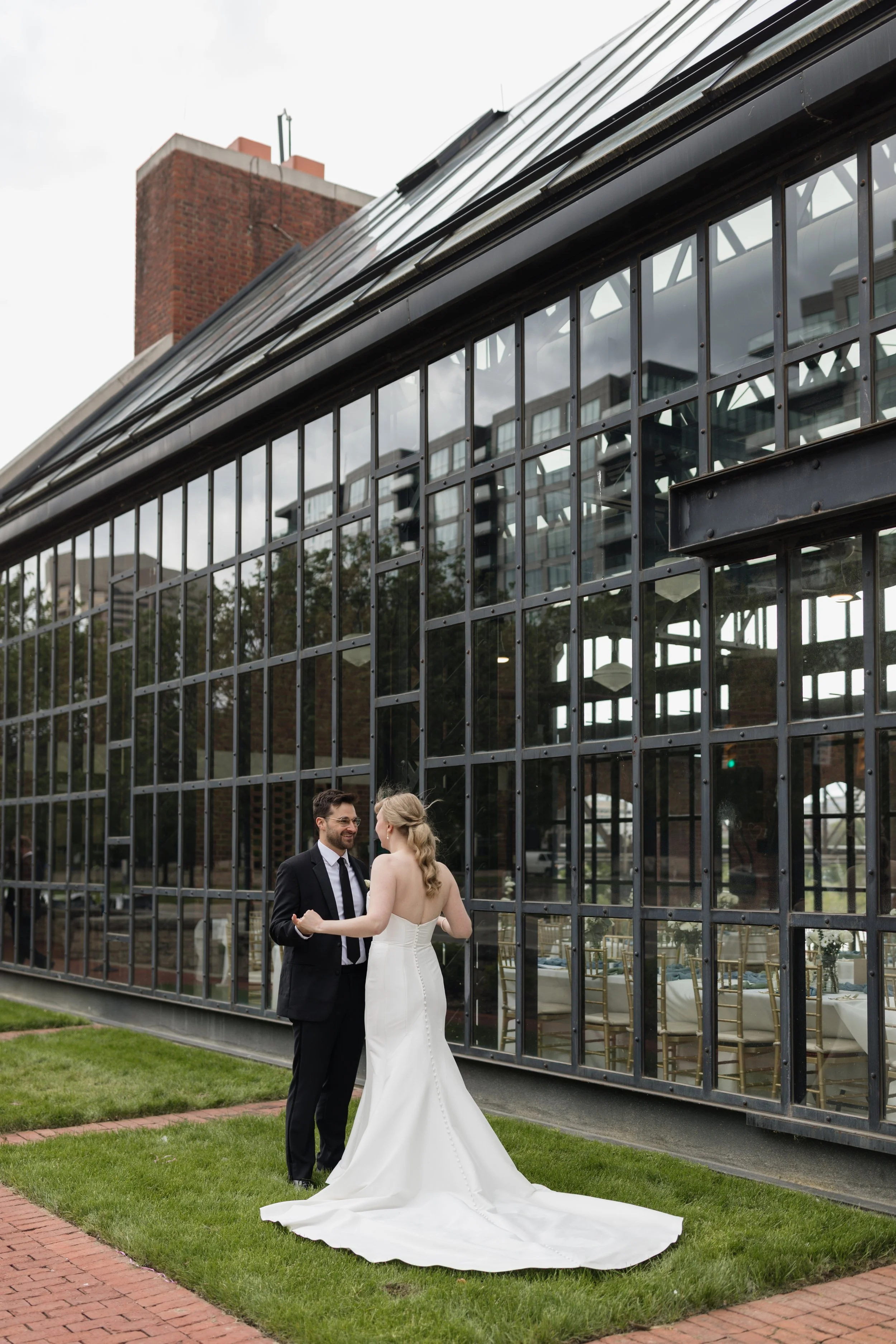 North Bank Park Pavilion Wedding Columbus Ohio