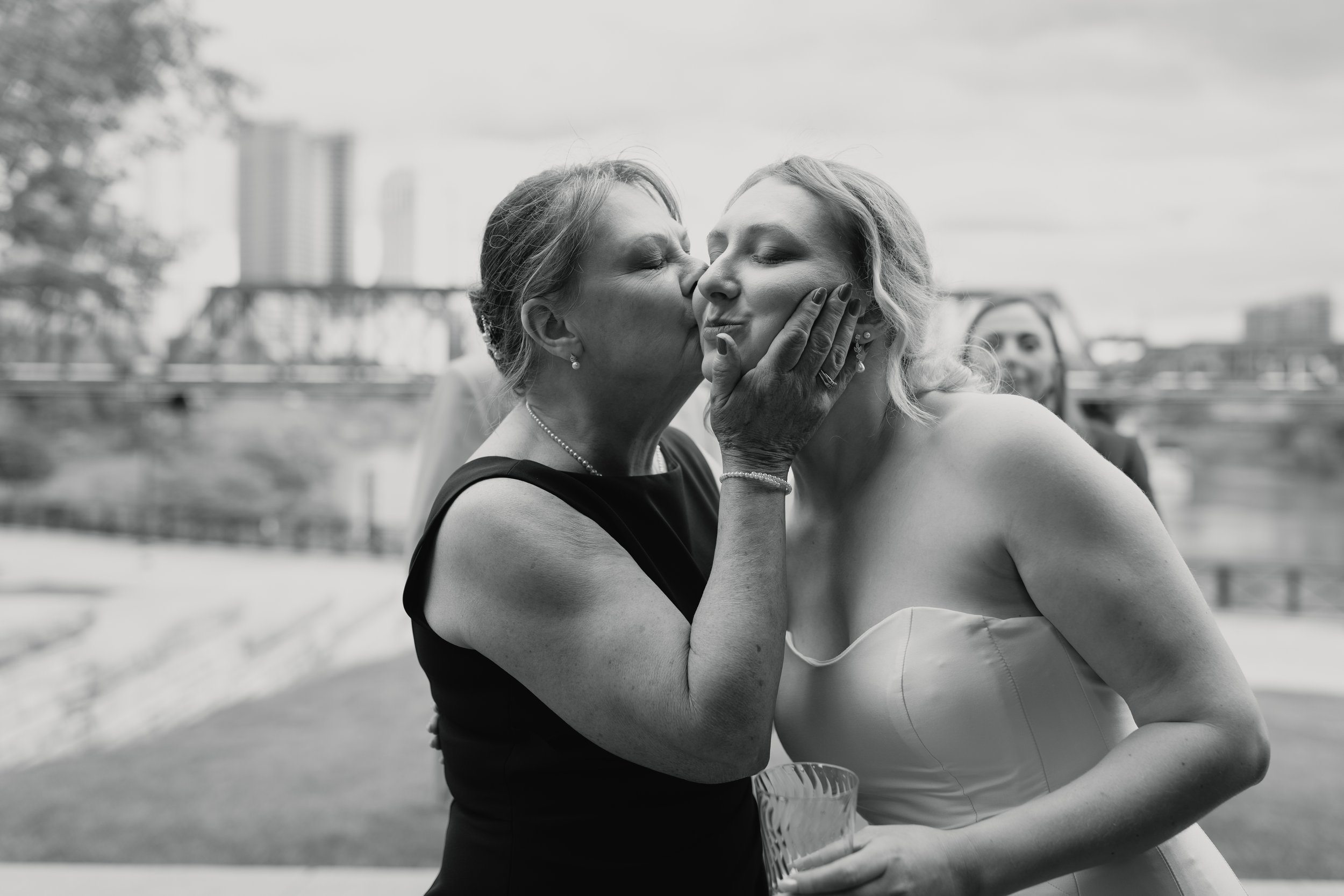 North Bank Park Pavilion Wedding Columbus Ohio