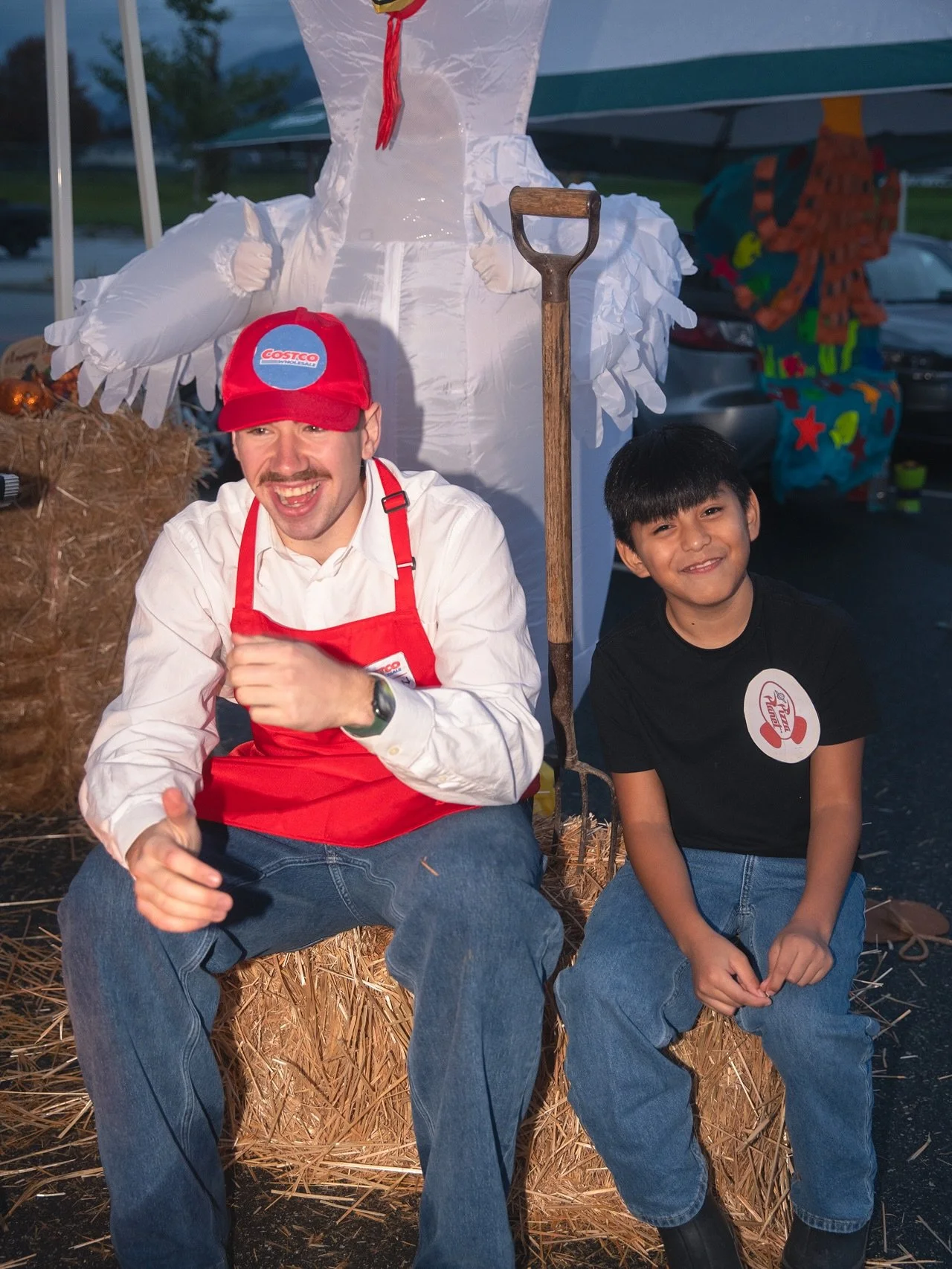 It&rsquo;s a BIG weekend in Southside KiDS!

🍬 Saturday: Trunk or Treat | 3&ndash;5PM
One of our favourite events of the year! Kids dress up and step into an adventure filled with candy, costumes, and their favourite characters. 
It&rsquo;s free, op