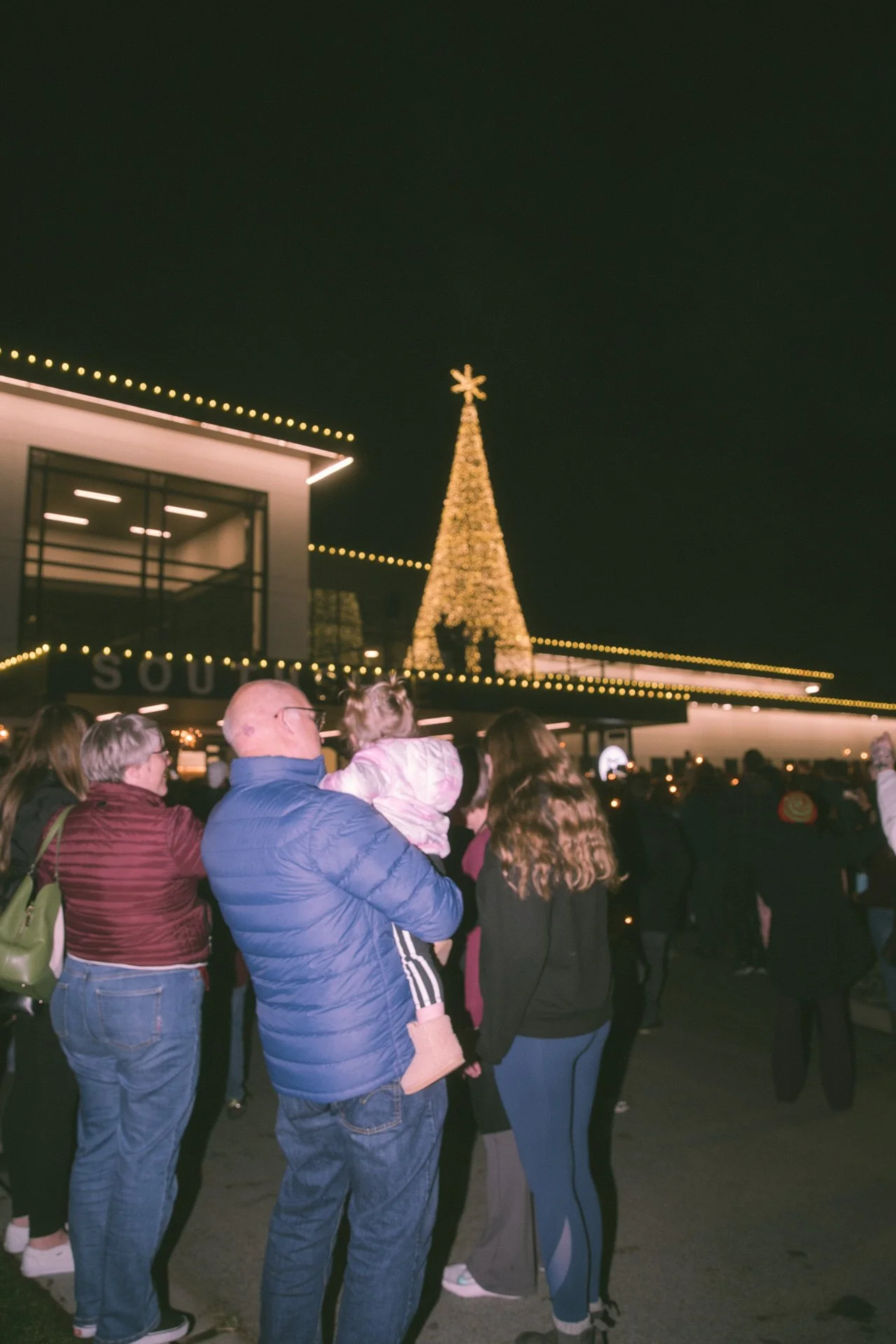 This Christmas, through All Is Bright, we&rsquo;re partnering with local schools and Save-On Foods to bring food, gifts, and hope to families across Chilliwack! 🎁

For the first time ever, teachers and counsellors are helping us identify students an