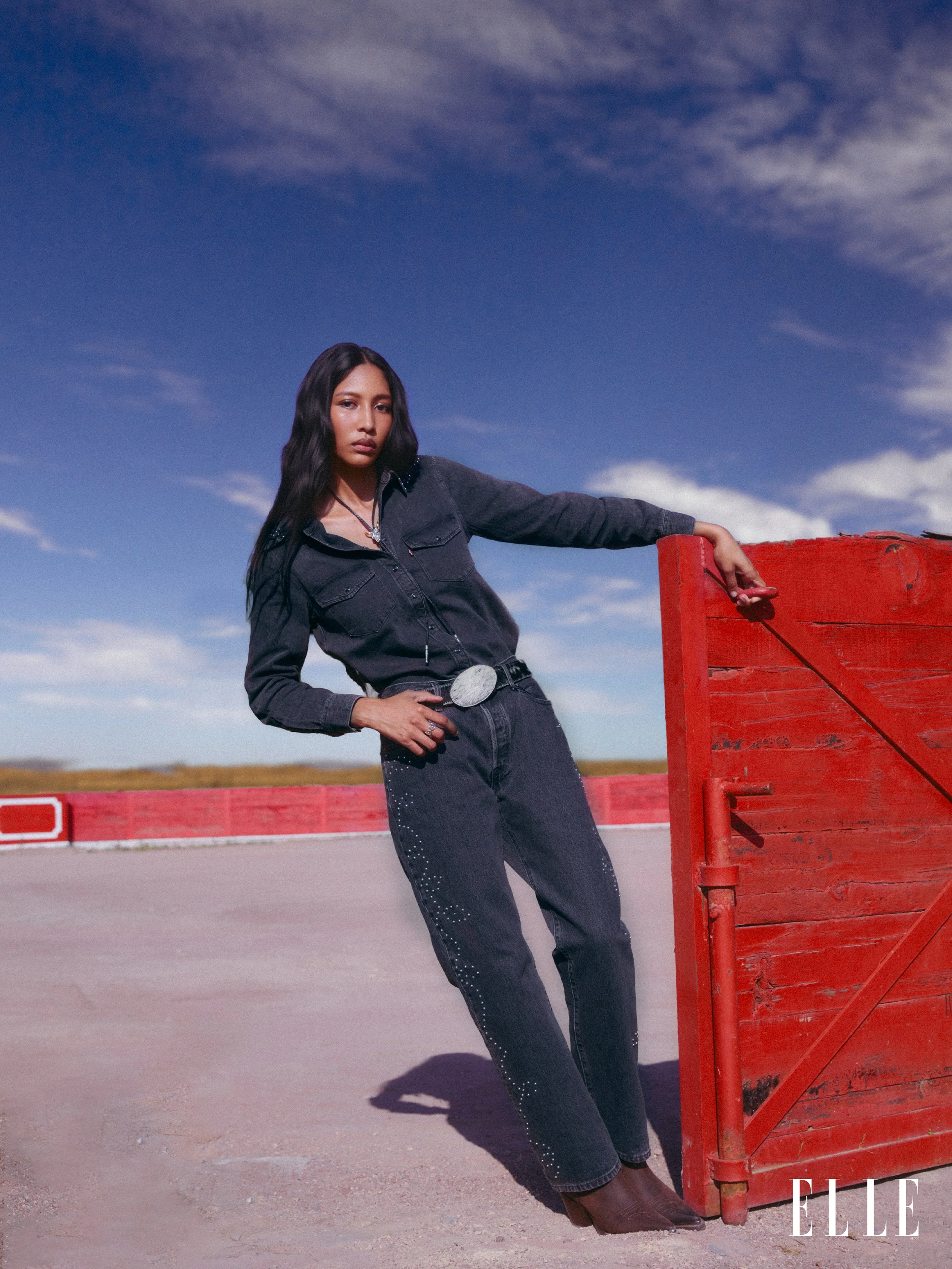 LEVIS-8.jpg