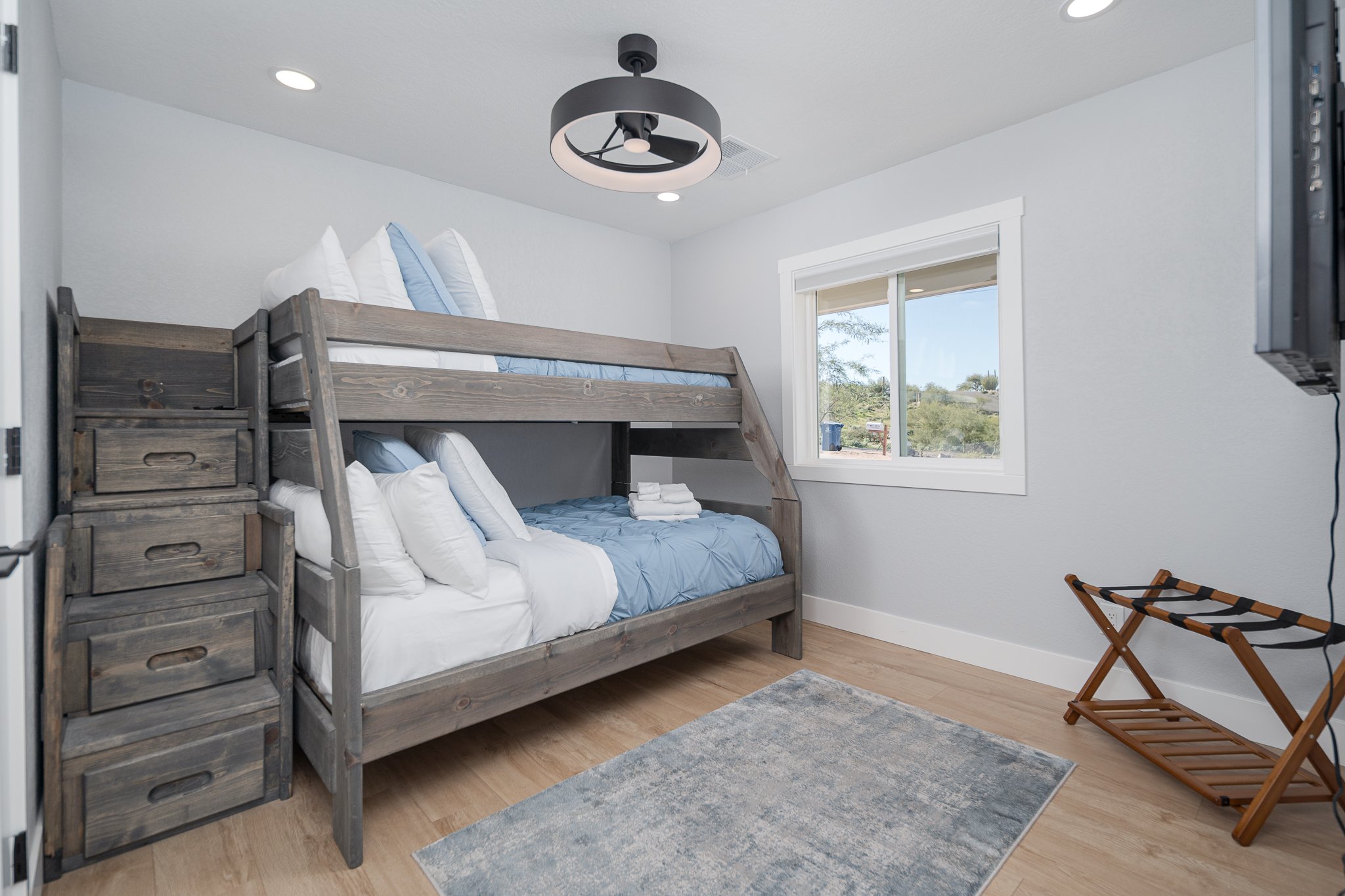 29_Bed3_01.jpg