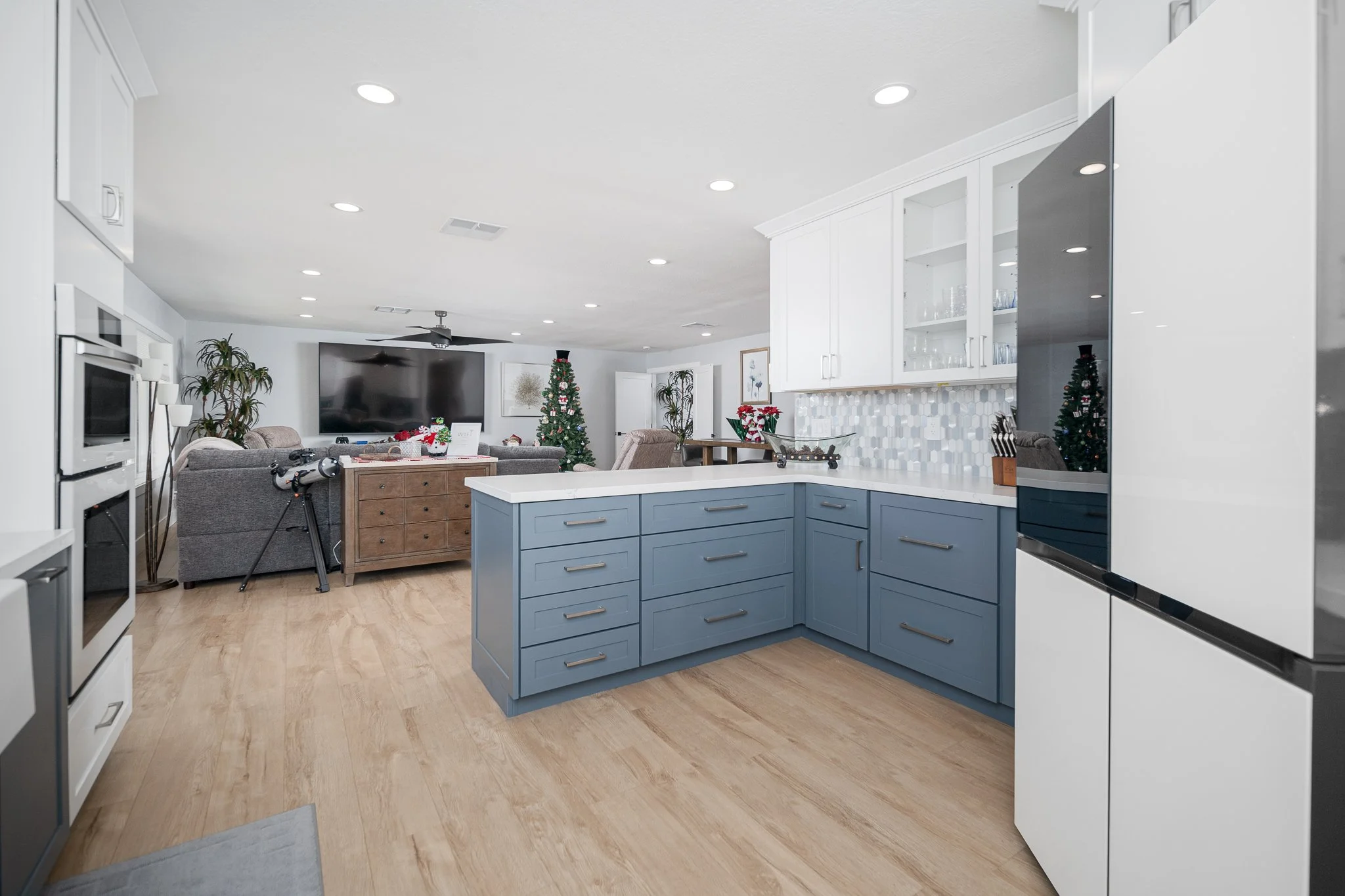 11_Kitchen-04.jpg