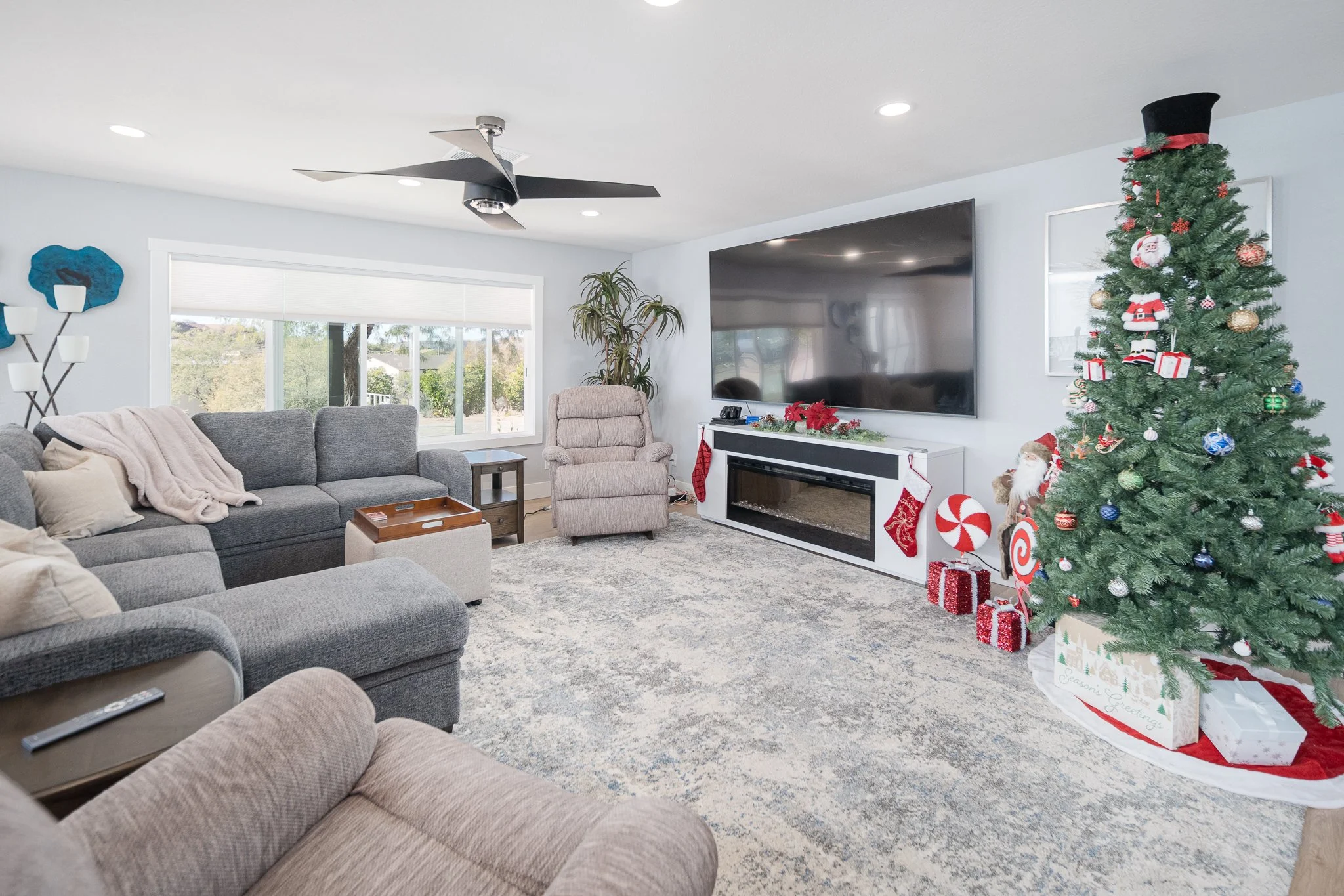 05_Living-Room_01.jpg