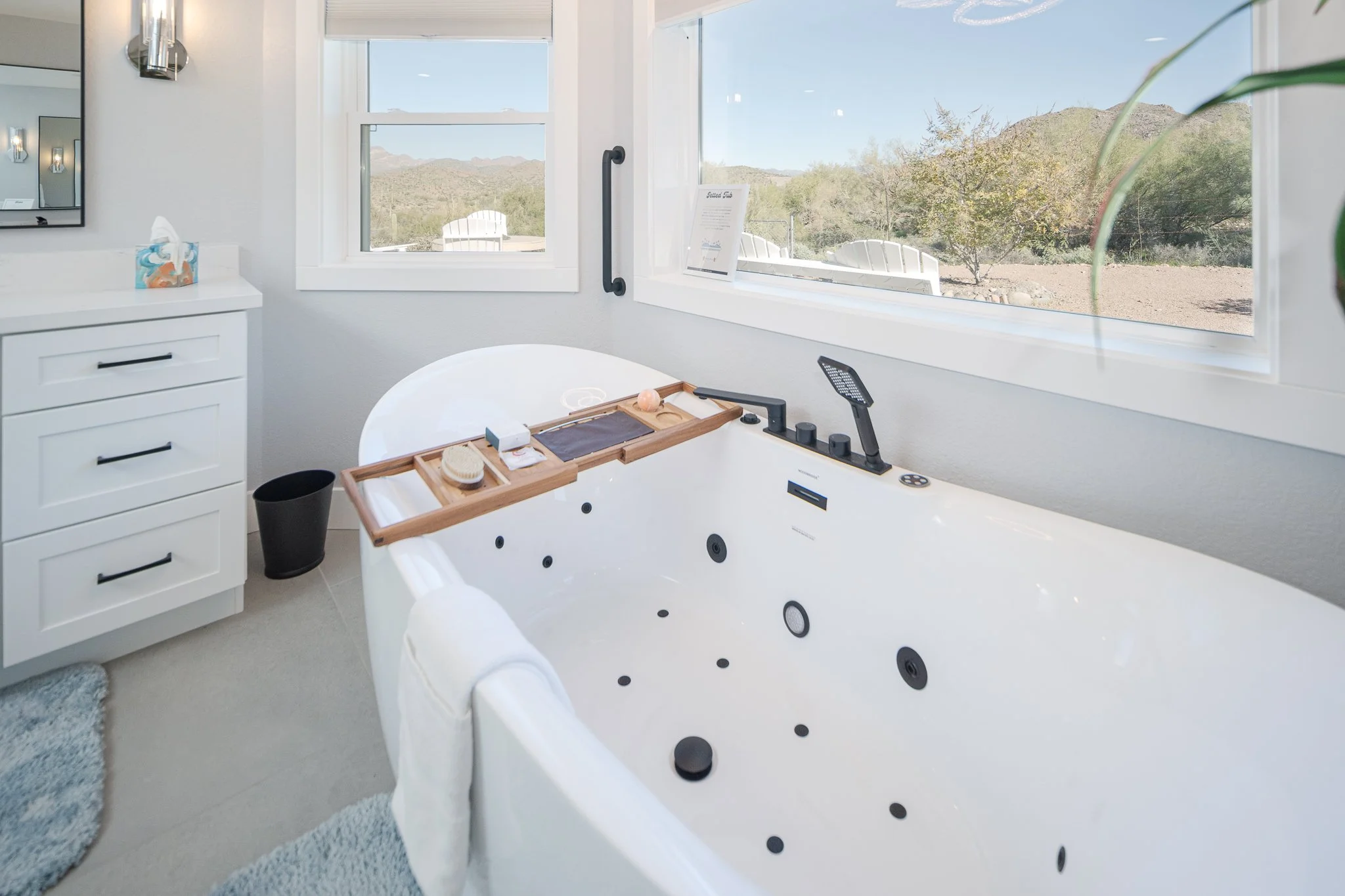23_Primary-Bath_05.jpg