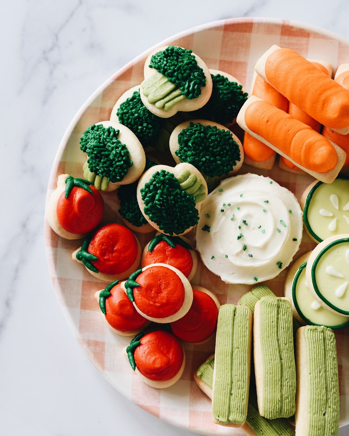 Volunteer to bring the veggies and dip to Easter this year!🥕🥦🍅🥒