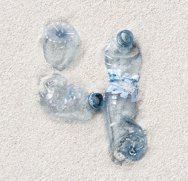 Sea-Bottle-Font-4.jpg