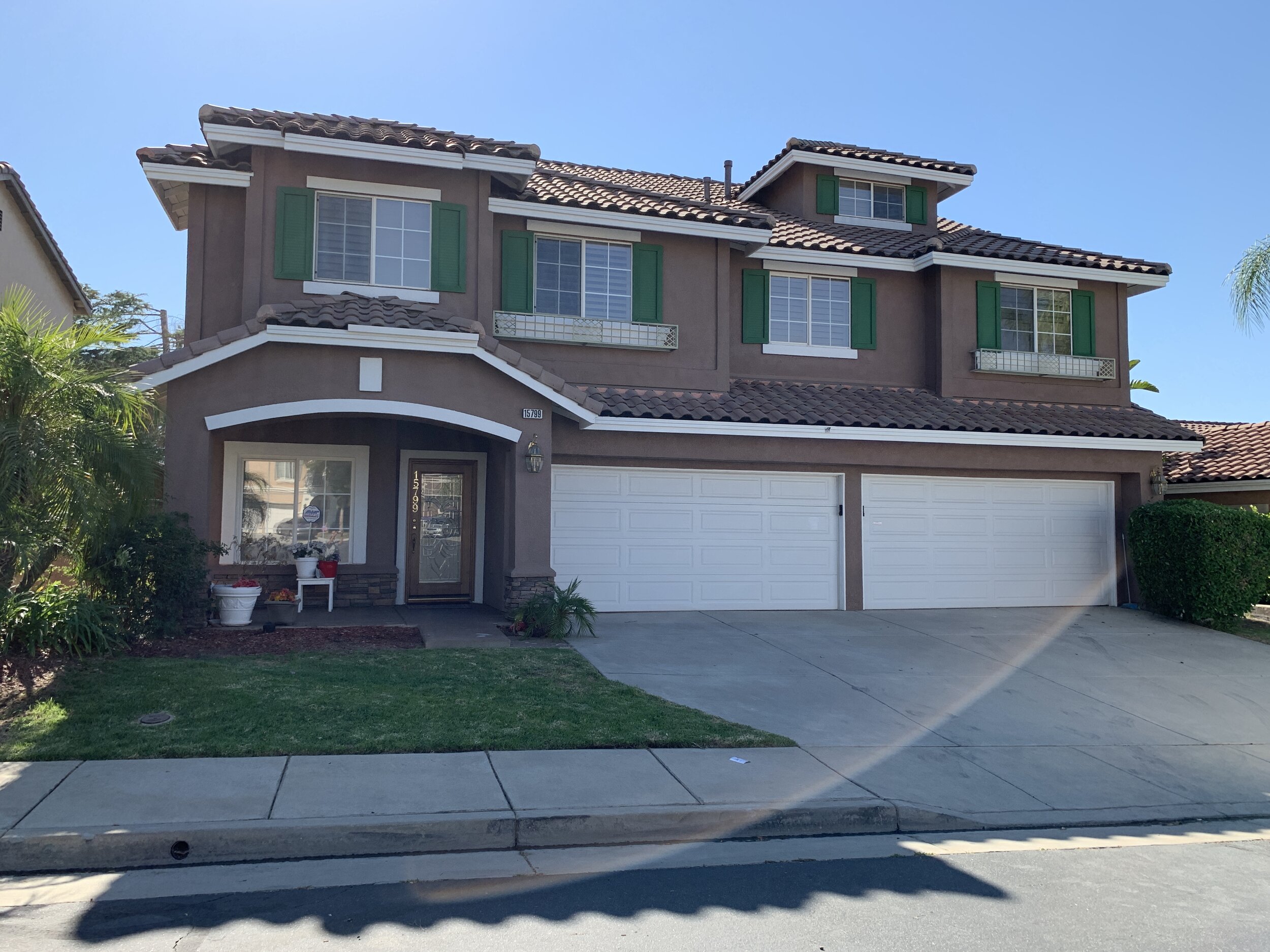 Moreno Valley - Front of House.JPG