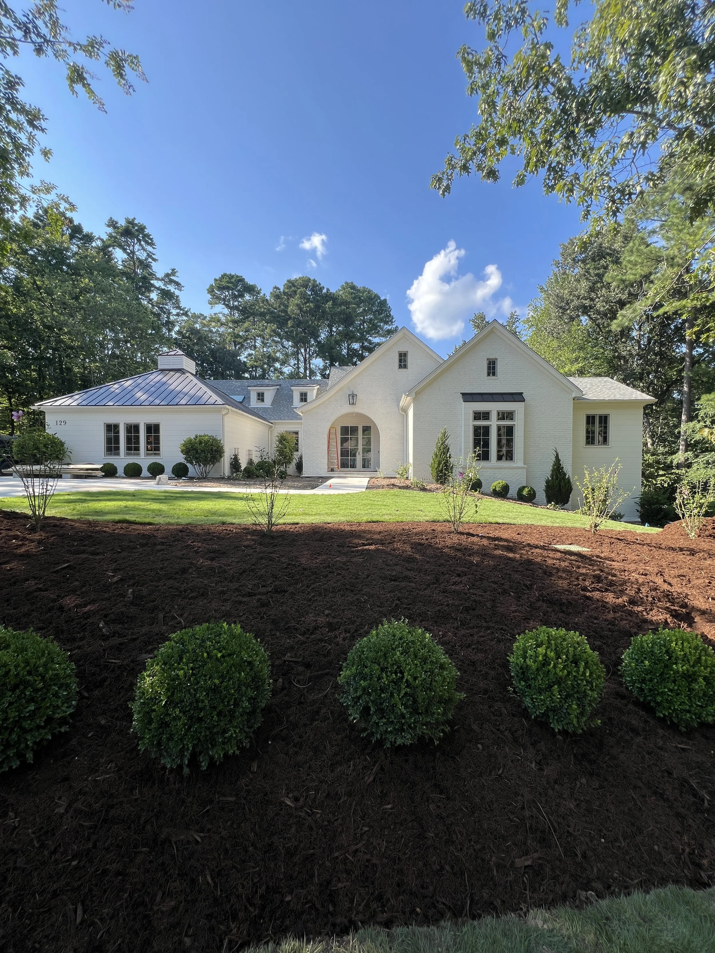 Partnering with a Custom Home Builder: Your Ultimate Guide