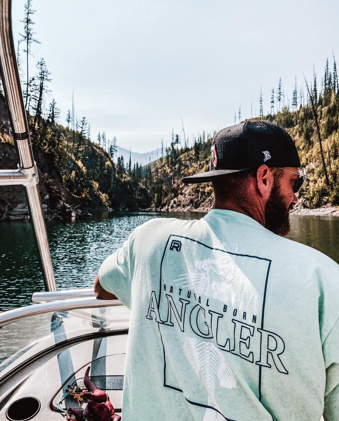 Those &ldquo;almost the weekend&rdquo; vibes! 🤙🏻
RIGLINE AVAILABLE NOW
.
.
.

#summer #sun #fish #trout #bassfish #mountains #montana #fishinstyle #freshwater #saltwater #freakinweekend #weekend #outside #adventure #beach #love #instagood #catchand