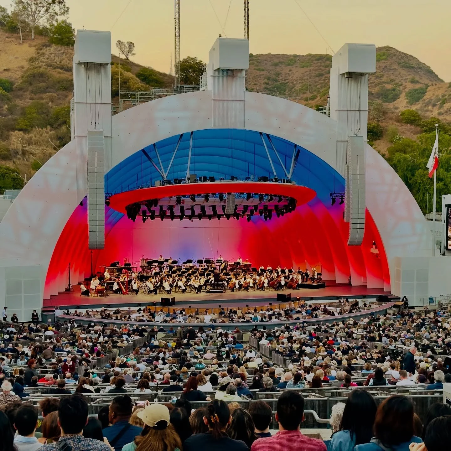It was so lovely to see Alexandre Desplat celebrate 20 years of his brilliant film music at the @hollywoodbowl with the @laphil 🤩🎼

The evening was filled with magical experiences and cosmic connections including an unexpected family reunion! 

Tha